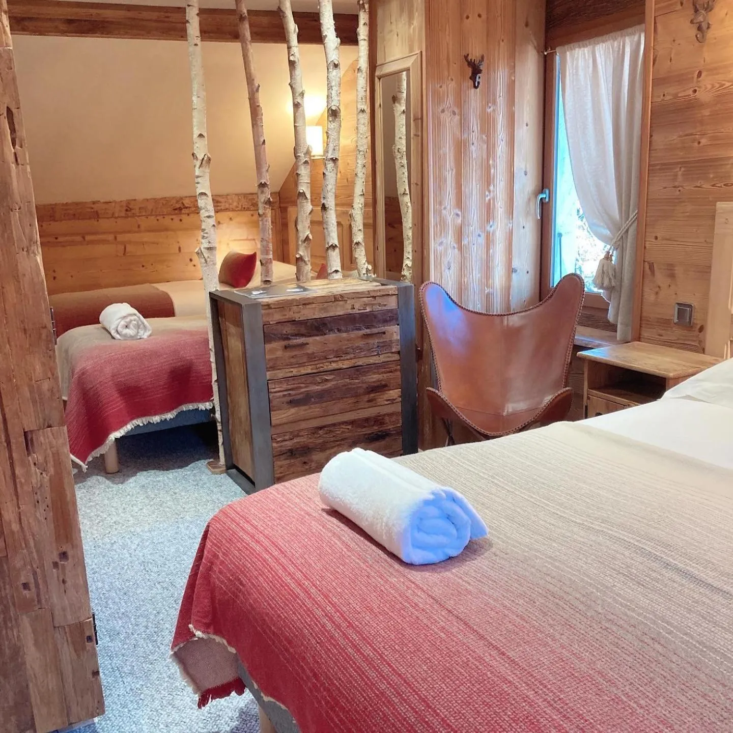 Bedroom, Bed in Hôtel Les Cimes