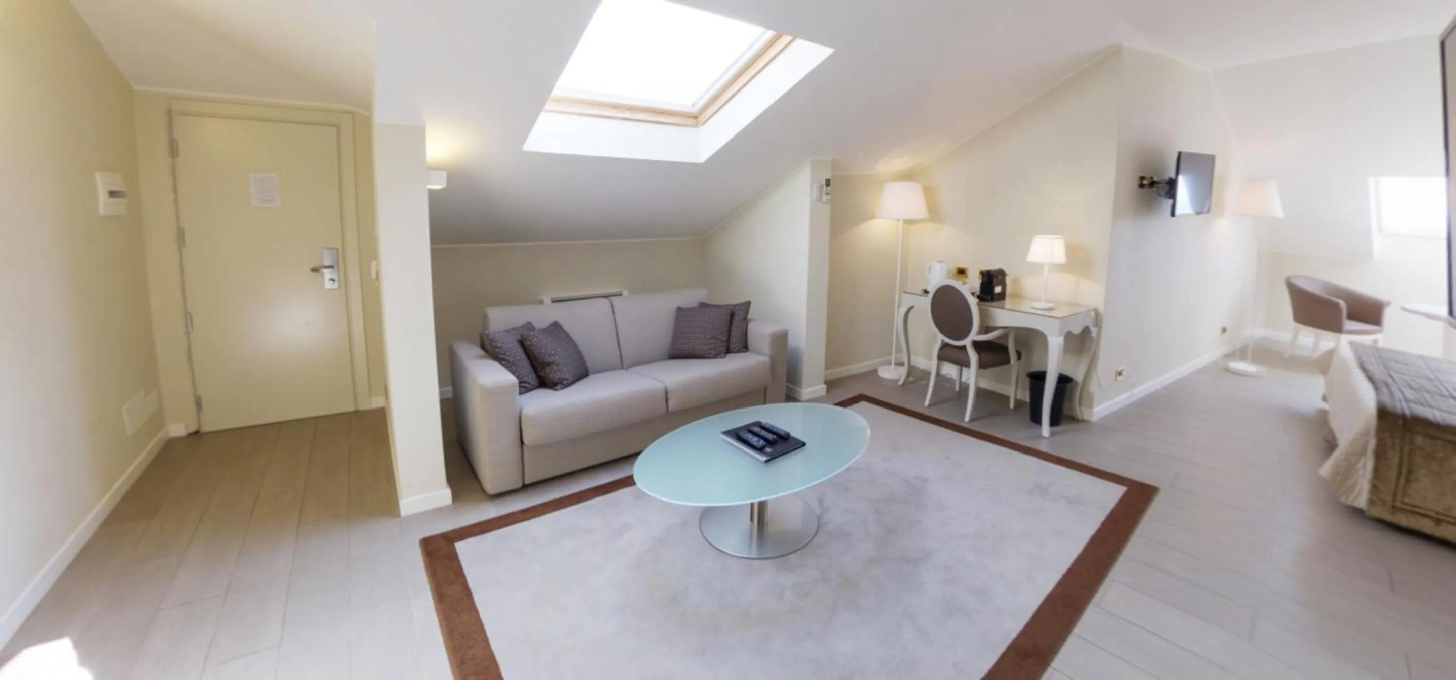 Bed in Hotel Miramare & Spa