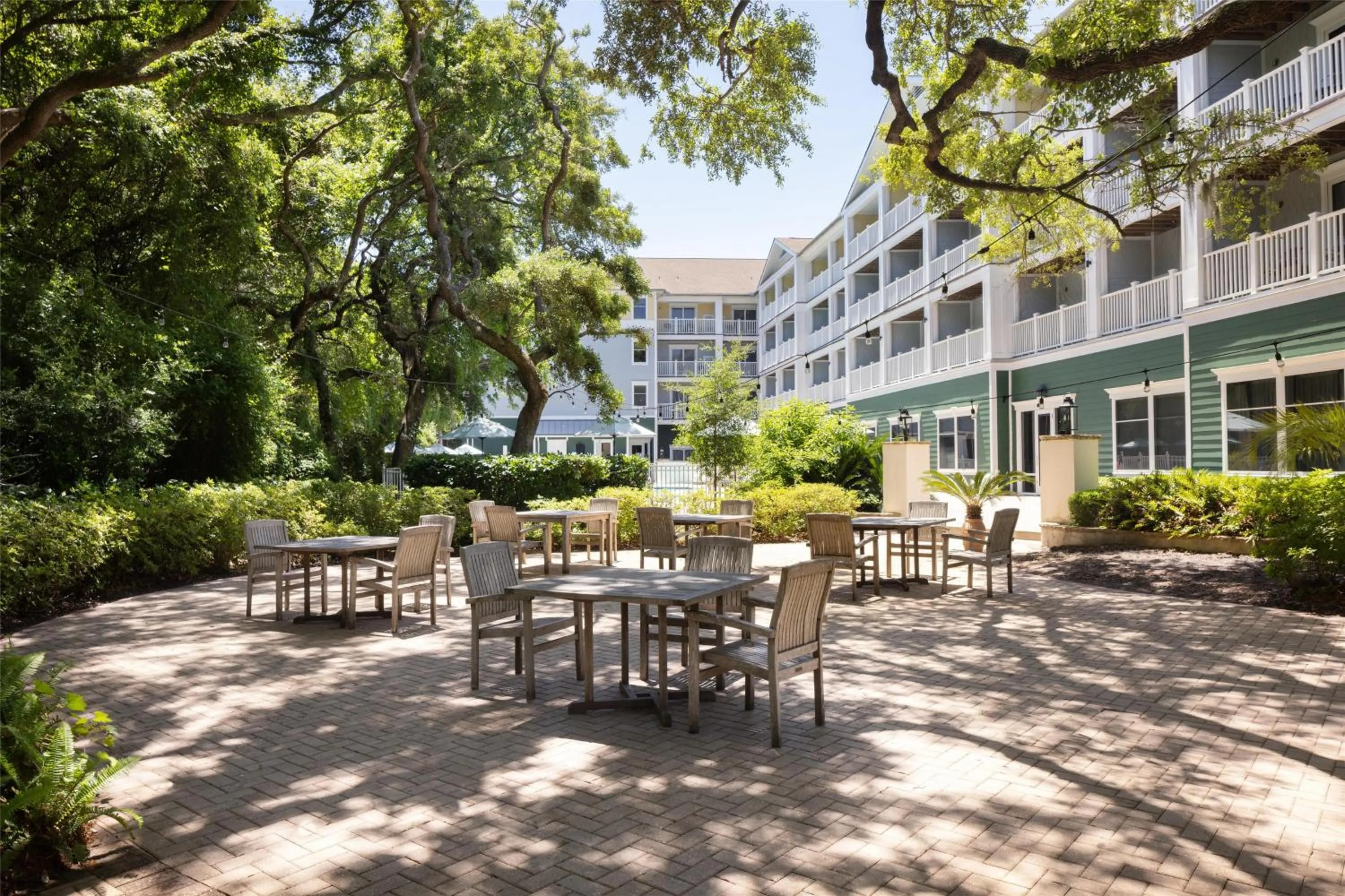 Patio in Hampton Inn & Suites Jekyll Island