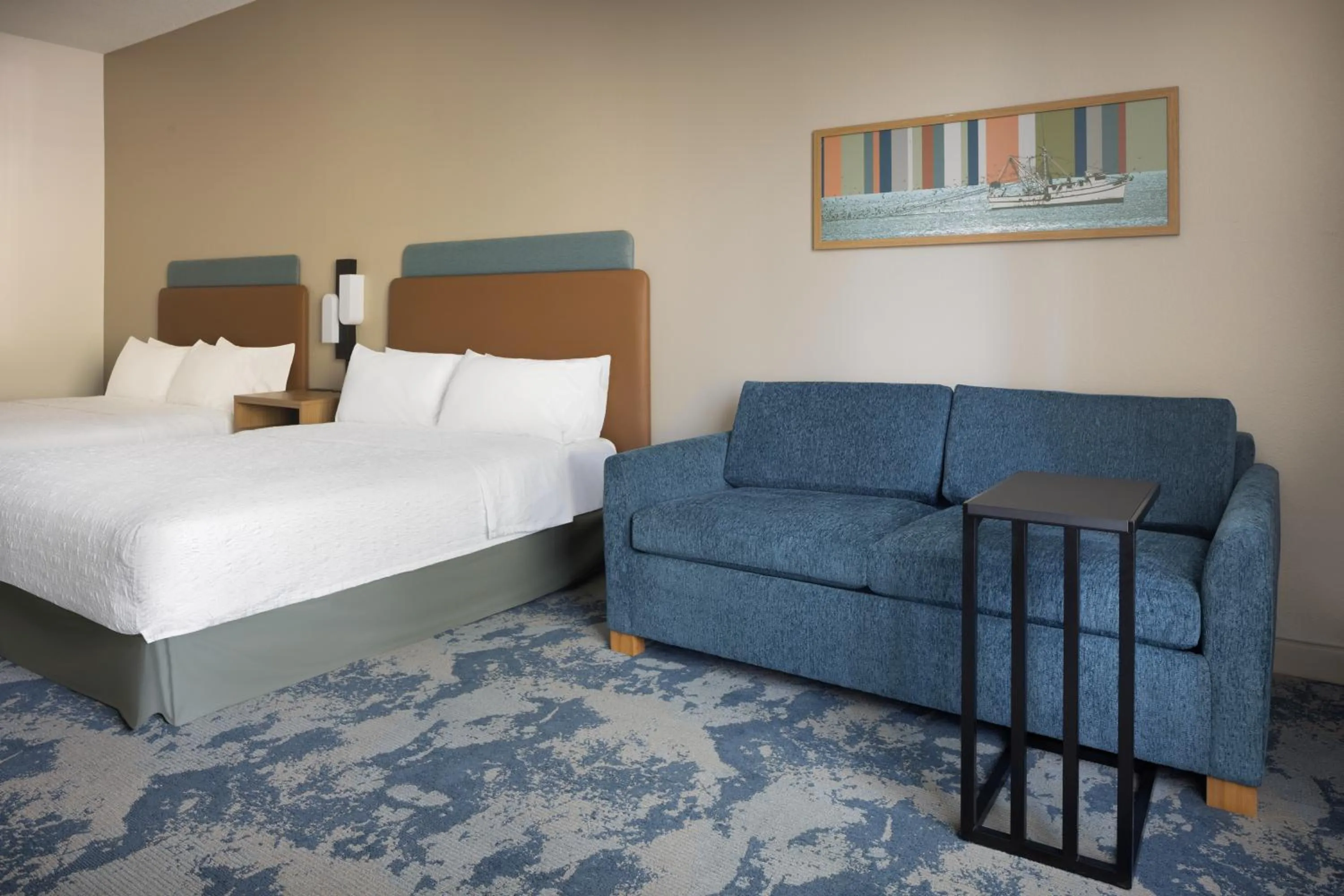 Bed in Hampton Inn & Suites Jekyll Island