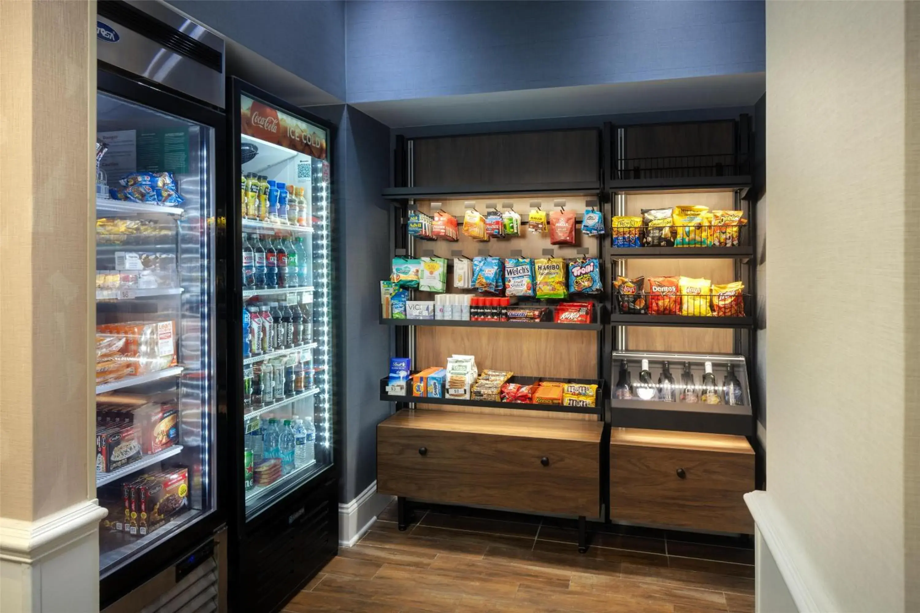 Restaurant/places to eat in Hampton Inn & Suites Jekyll Island Restaurant/places to eat in Hampton Inn & Suites Jekyll Island