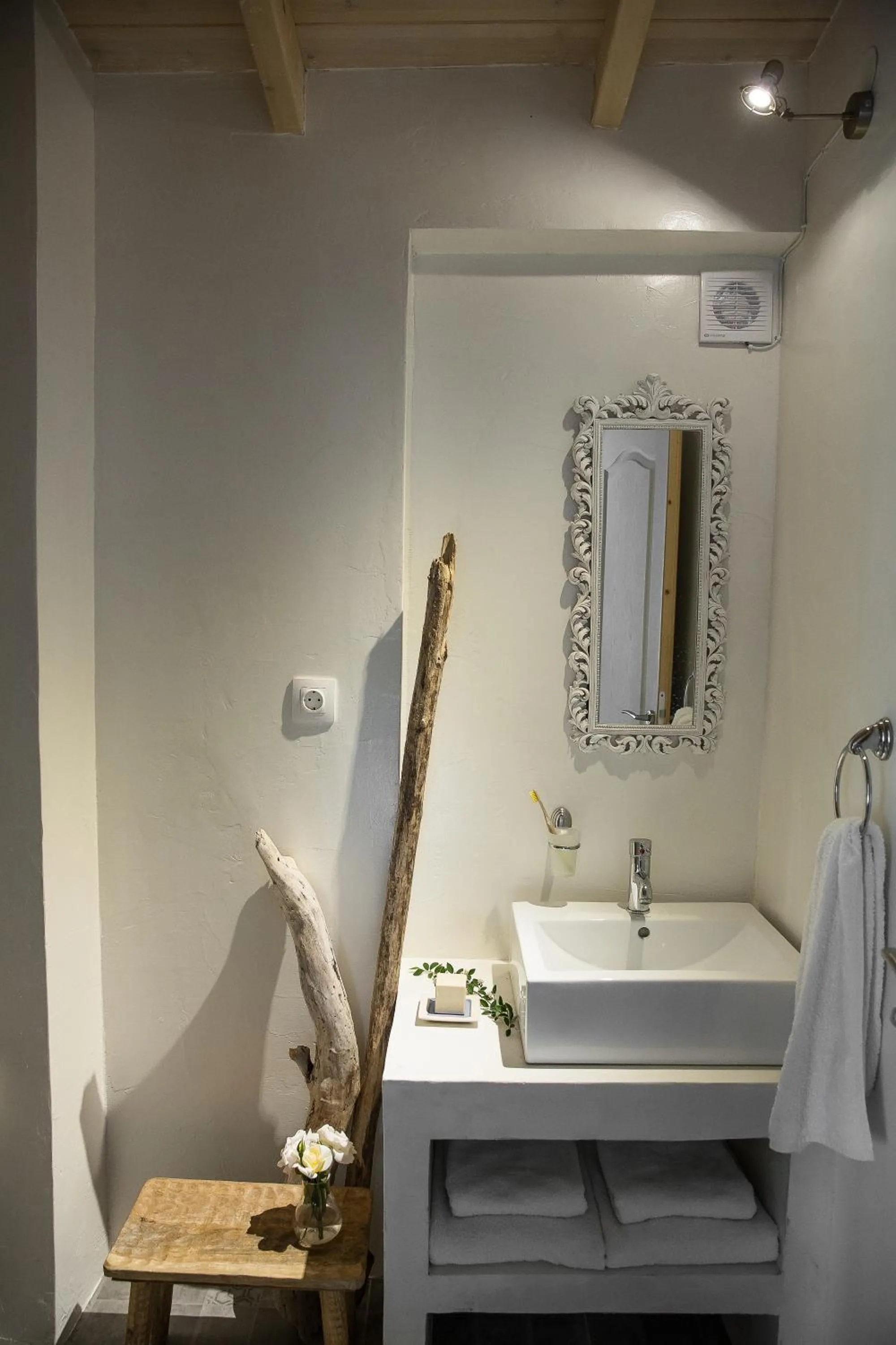 Bathroom in Sanidiamonds