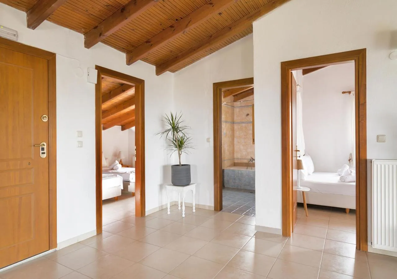 Bathroom, Bed in Sanidiamonds