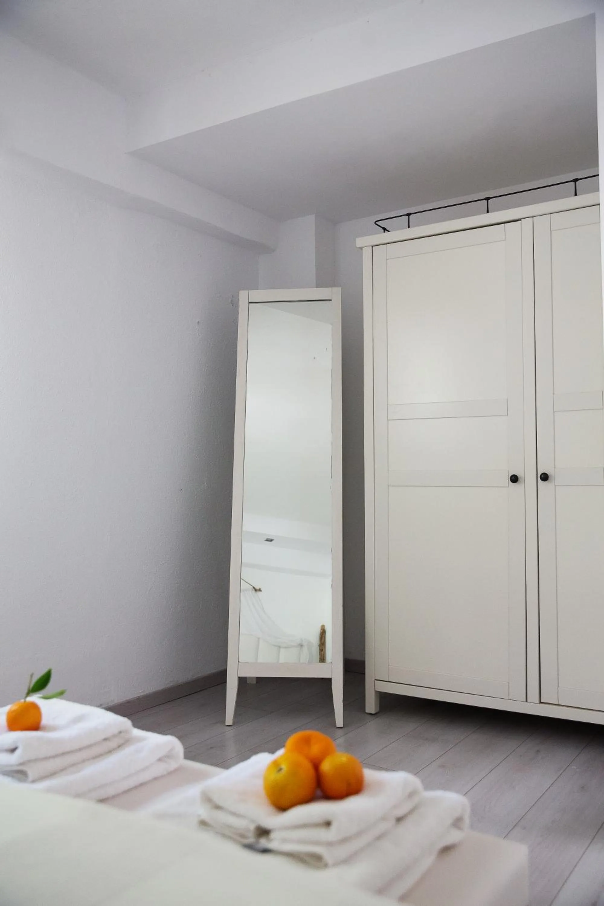 Bedroom, Bed in Sanidiamonds