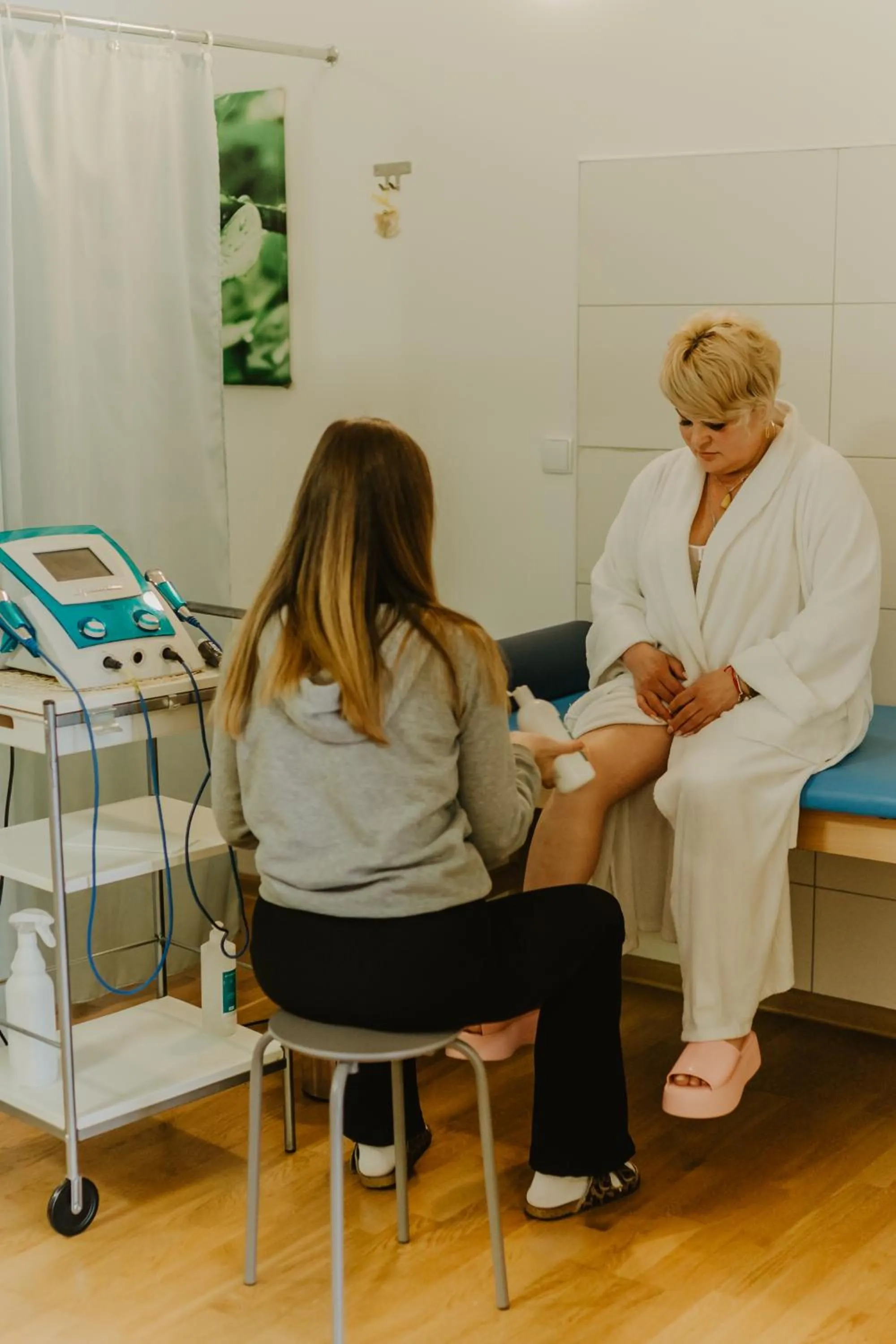 group of guests in Hotel Cieplice MEDI & SPA