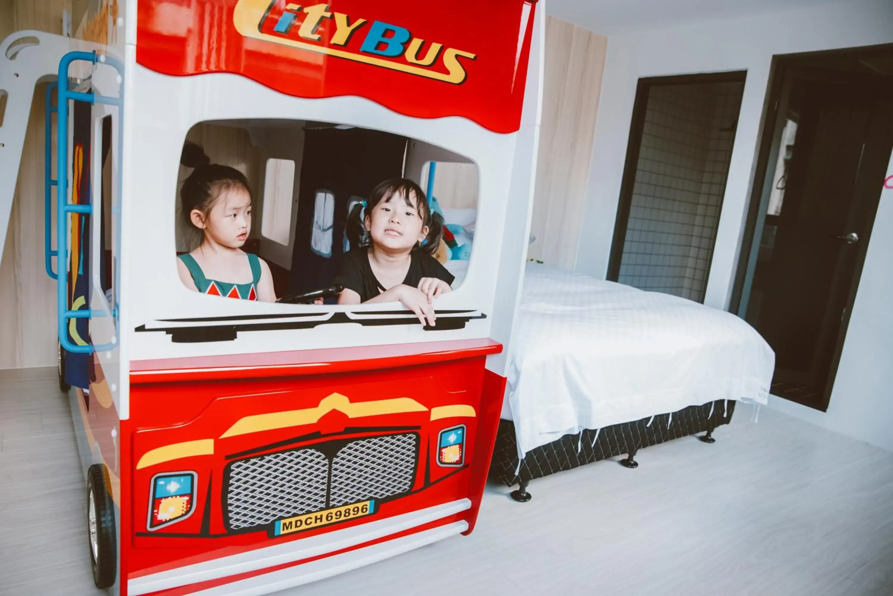 Deluxe Quadruple Room in Meng Yun Ge Hotel Deluxe Quadruple Room in Meng Yun Ge Hotel