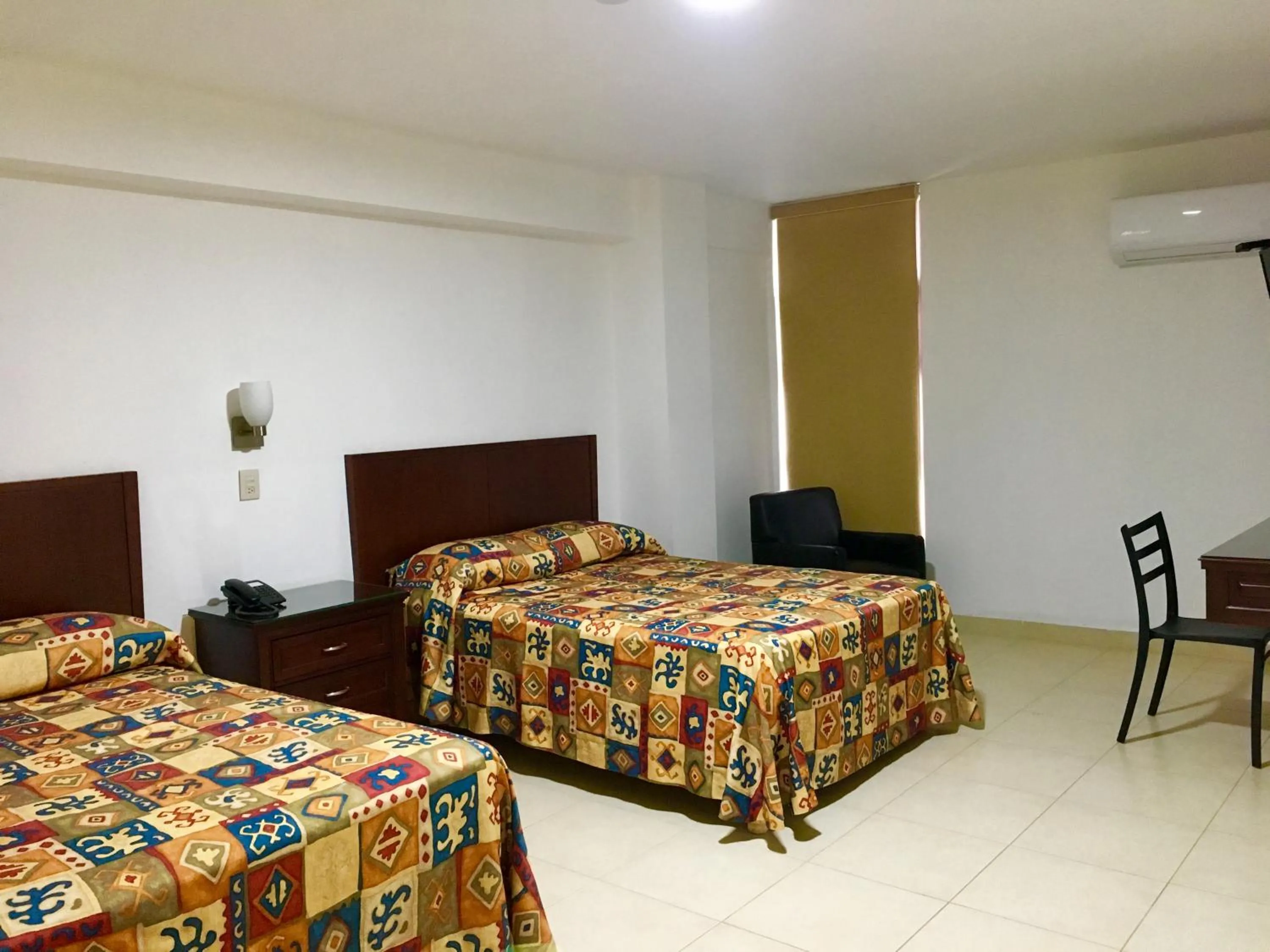 Twin Room in Hotel del Valle