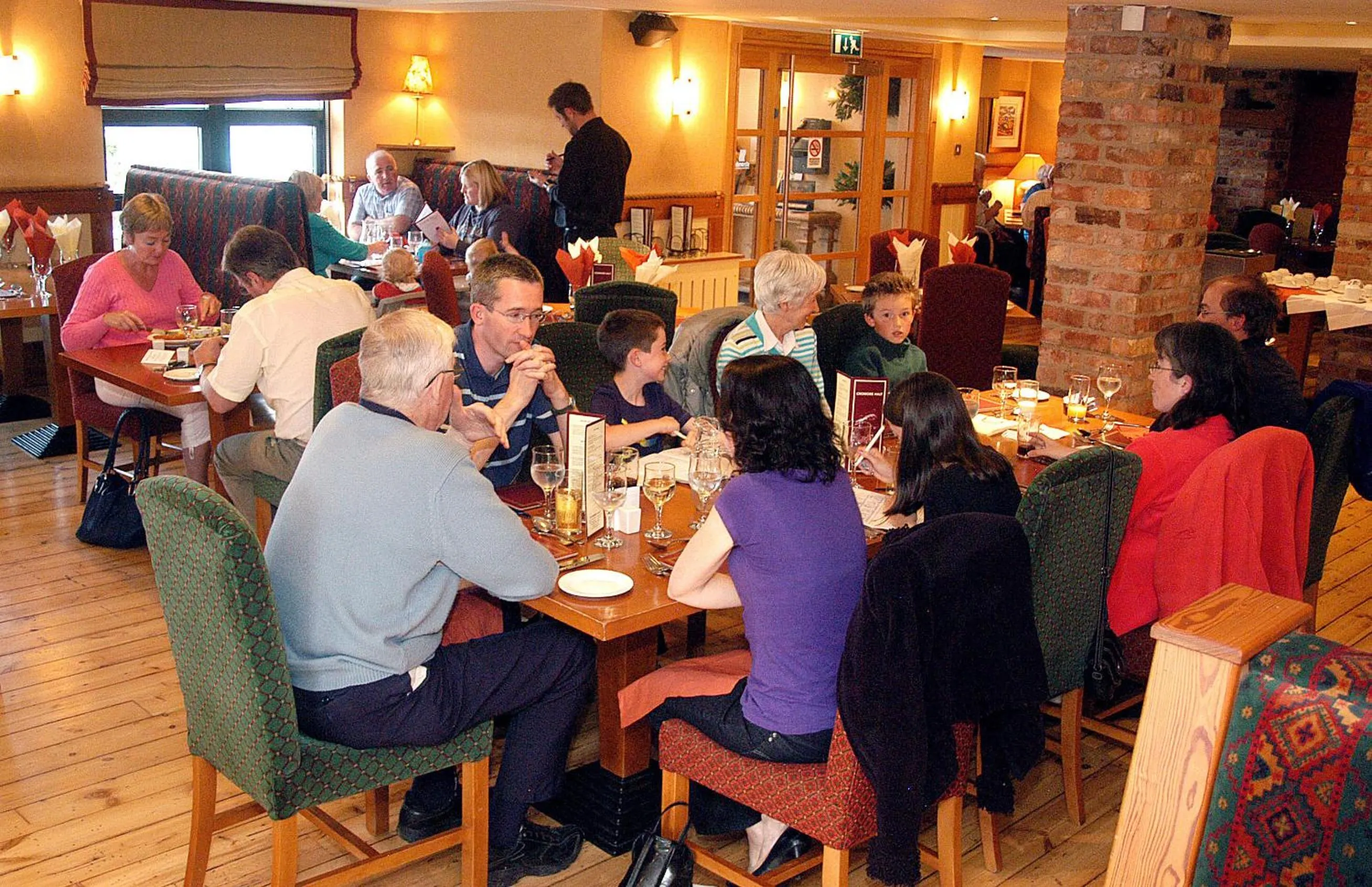 Restaurant/places to eat in Cromore Halt