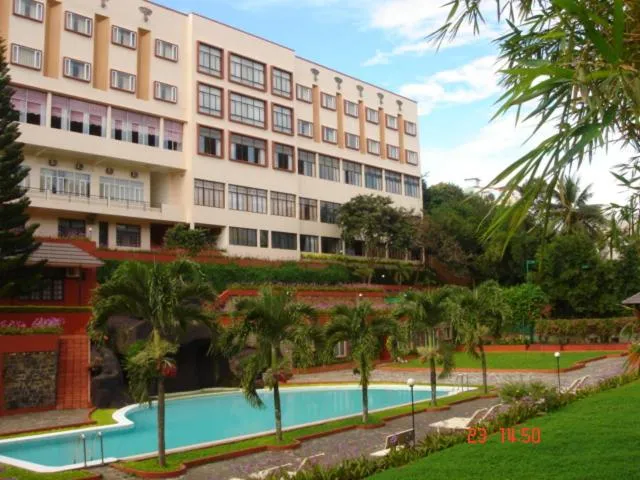 Swimming pool in Dam San Hotel