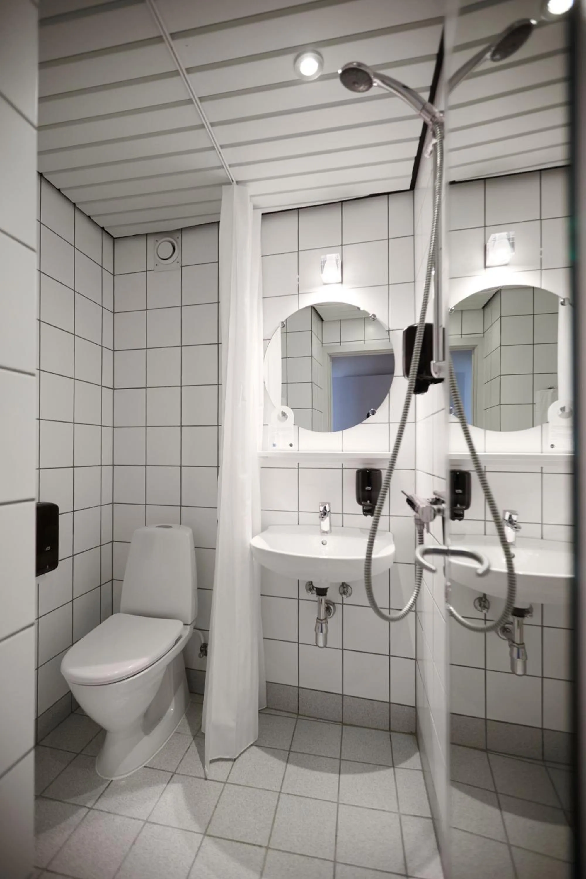 Bathroom in Hotel Skjern