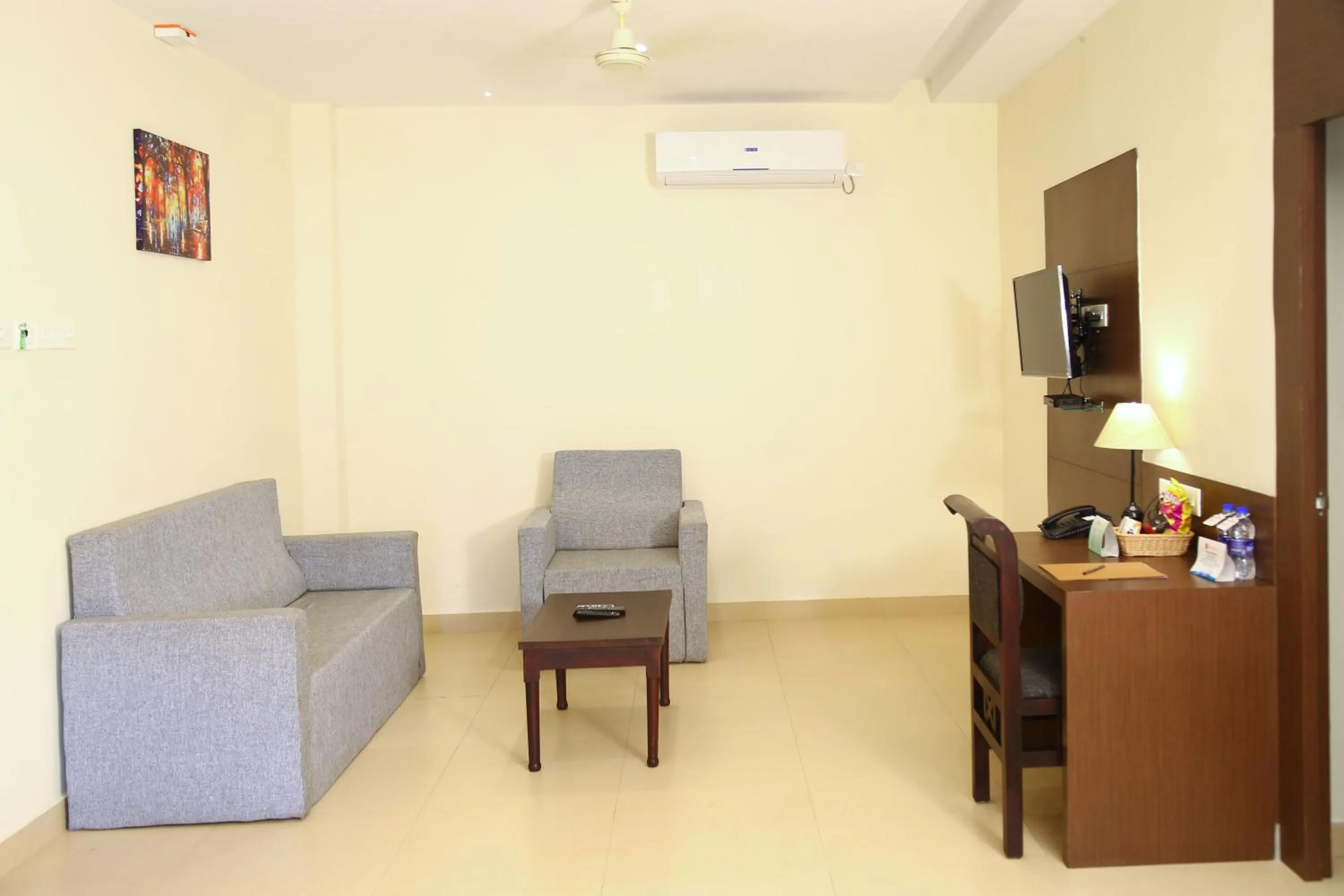 Living room in Hotel Yamuna