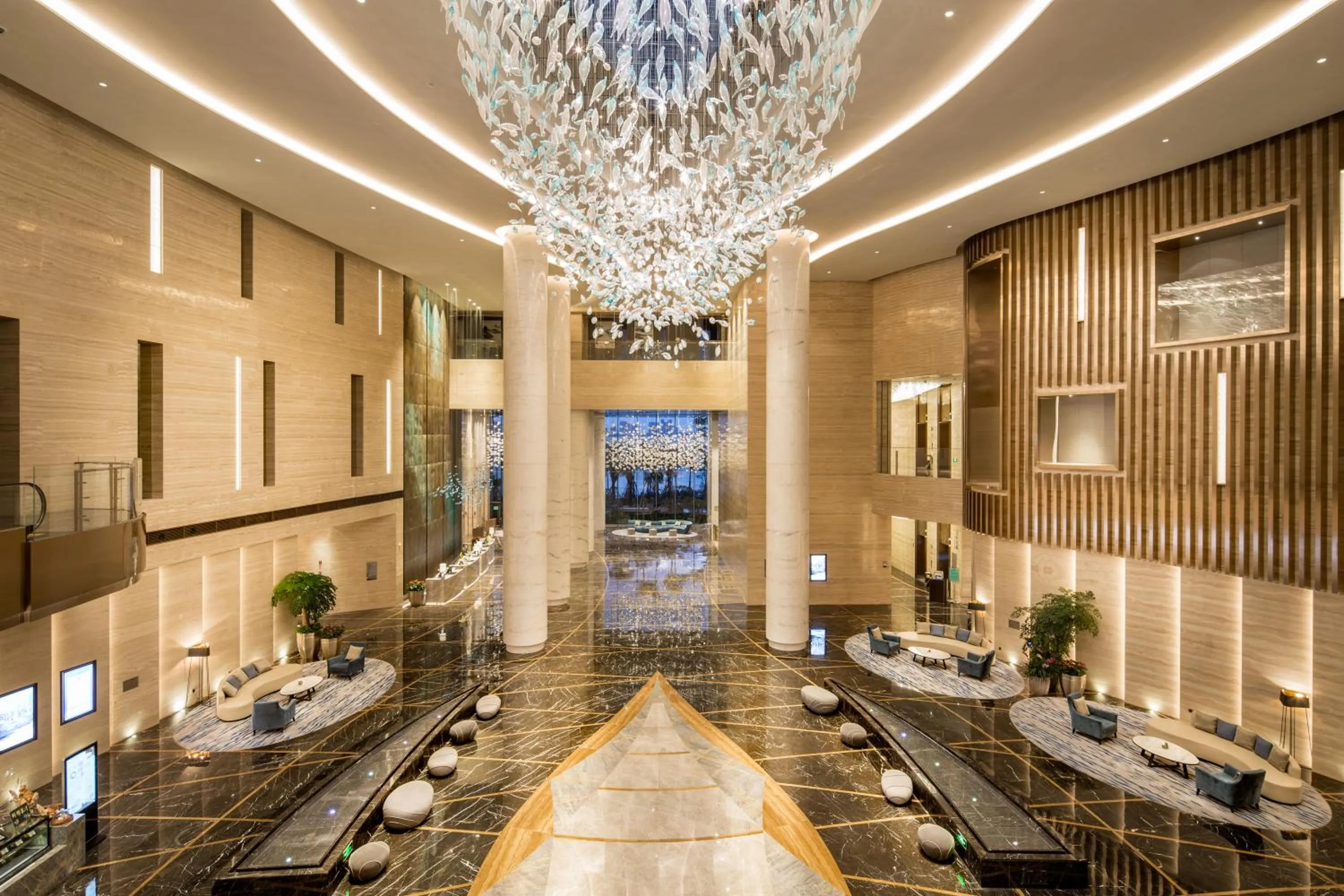 Property building in Fliport Wutong Hotel-Free Welcome Fruit & Near Exhibition Center