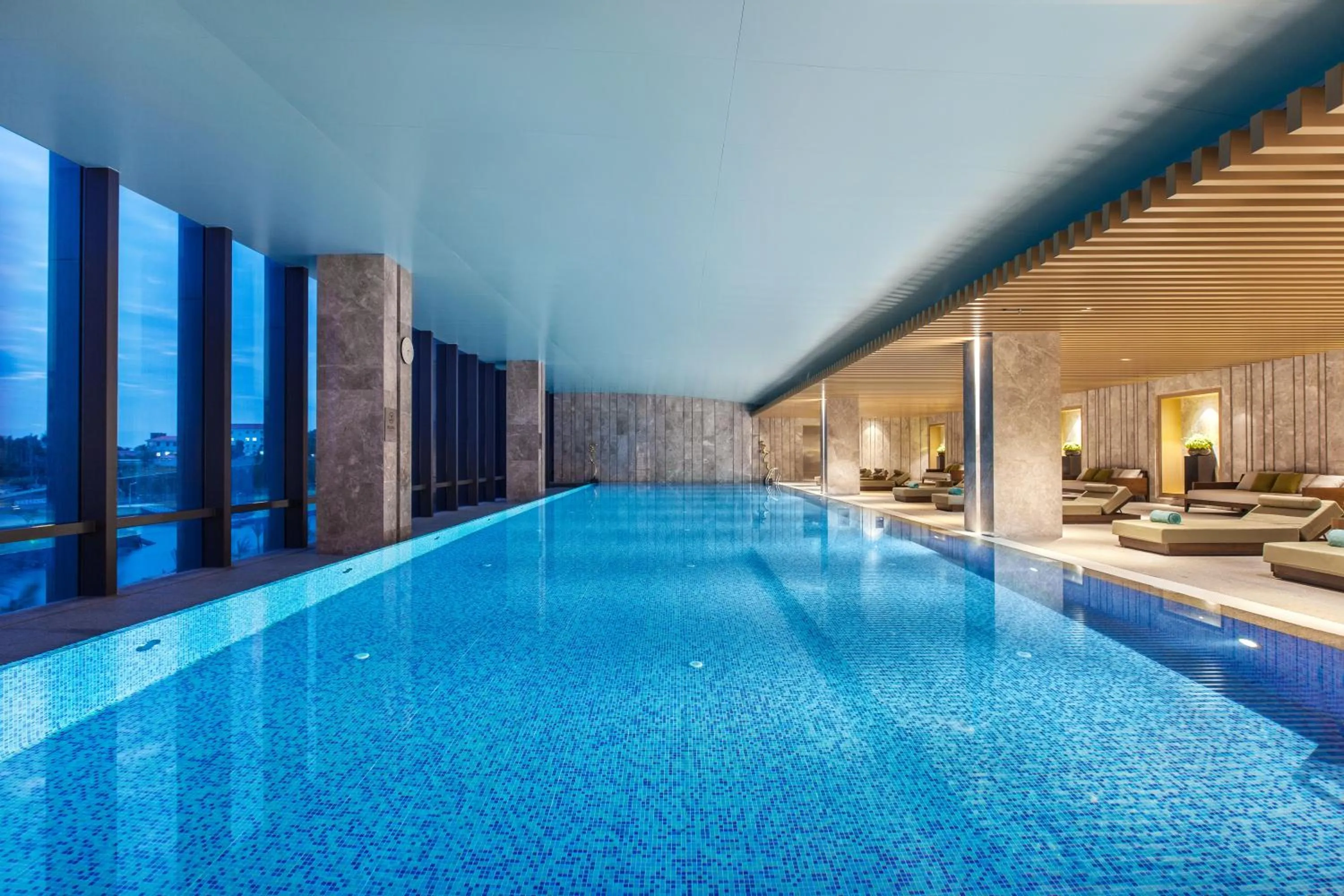 Swimming pool in Fliport Wutong Hotel-Free Welcome Fruit & Near Exhibition Center