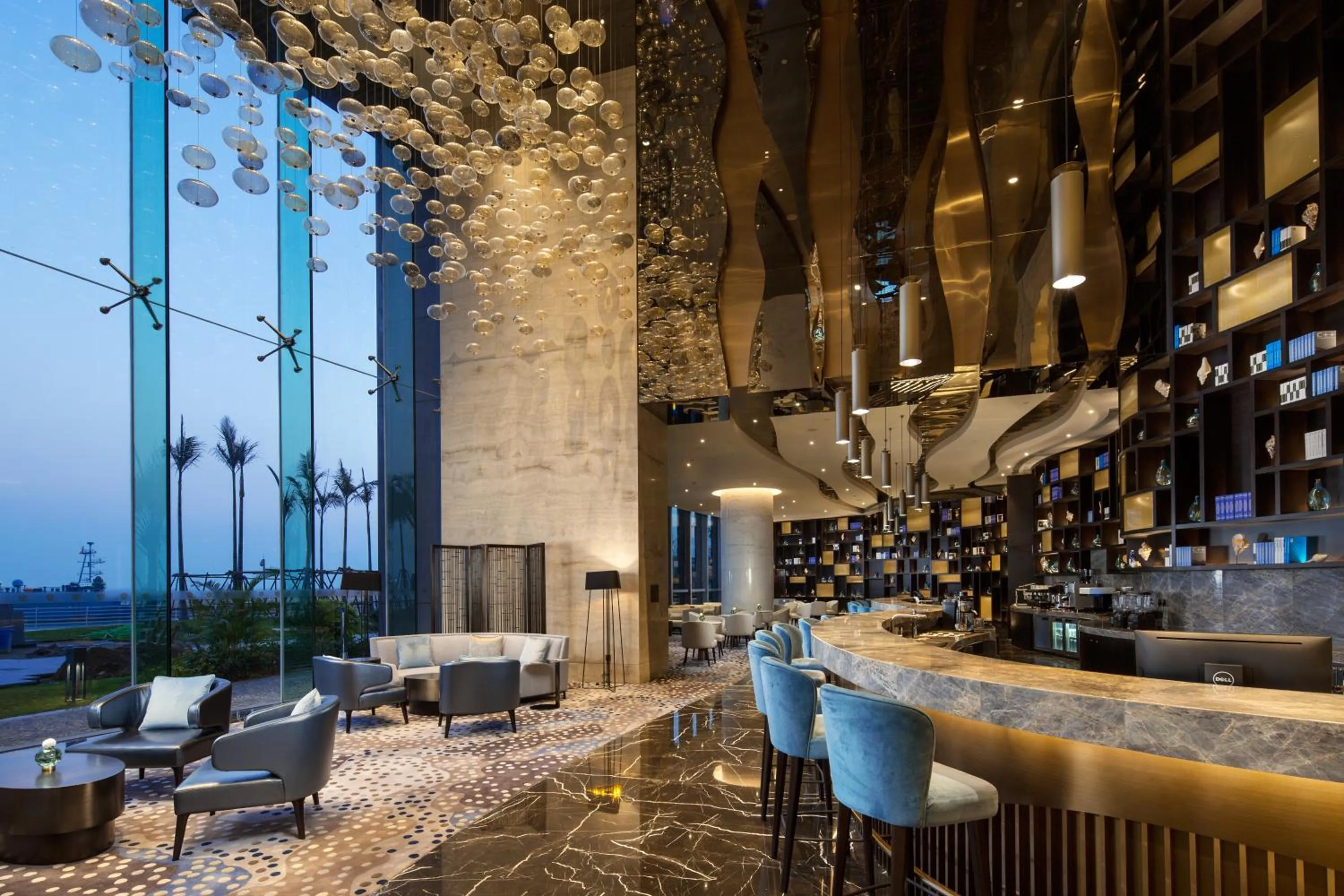 Seating area in Fliport Wutong Hotel-Free Welcome Fruit & Near Exhibition Center