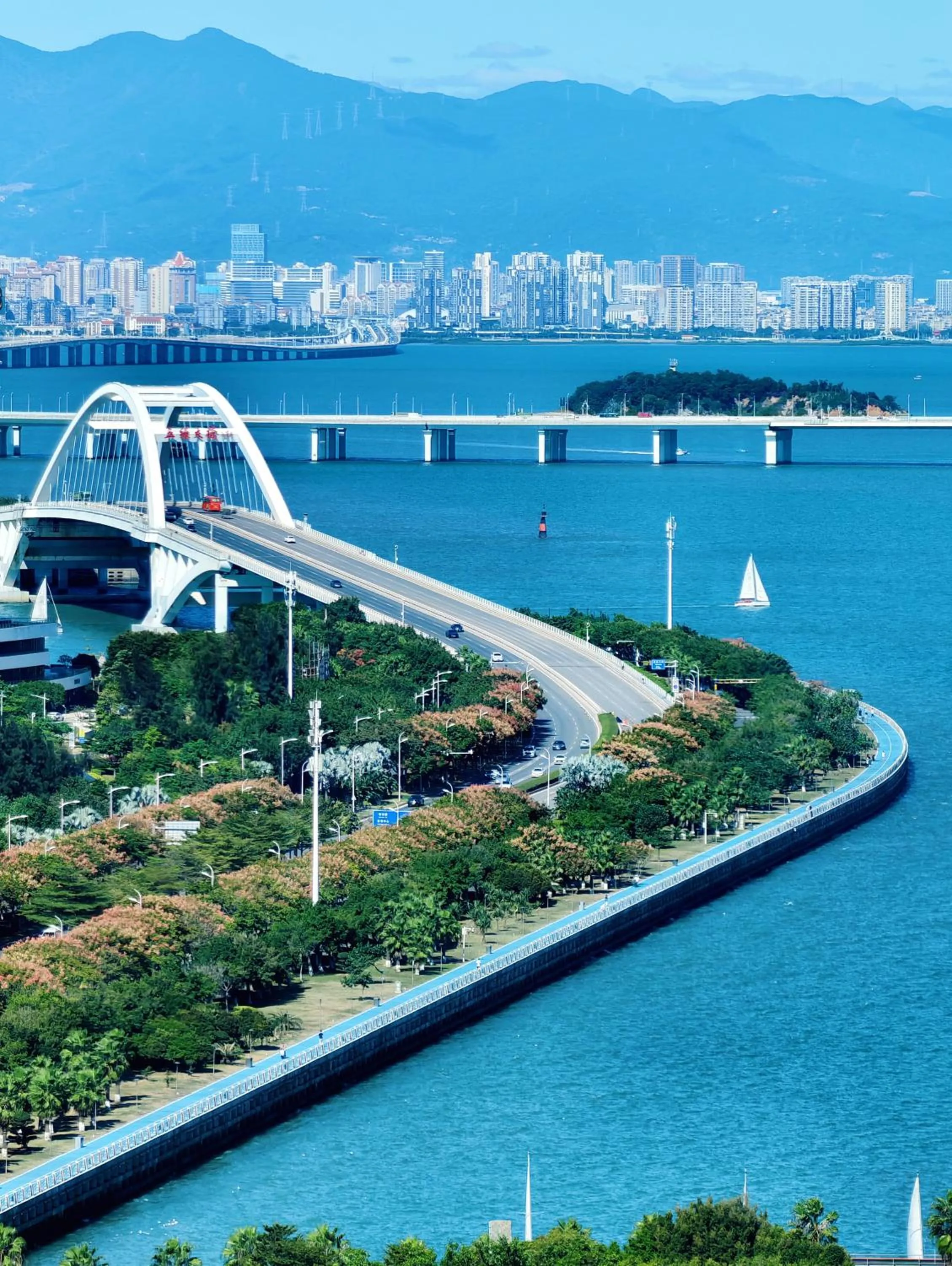 Nearby landmark in Fliport Wutong Hotel-Free Welcome Fruit & Near Exhibition Center