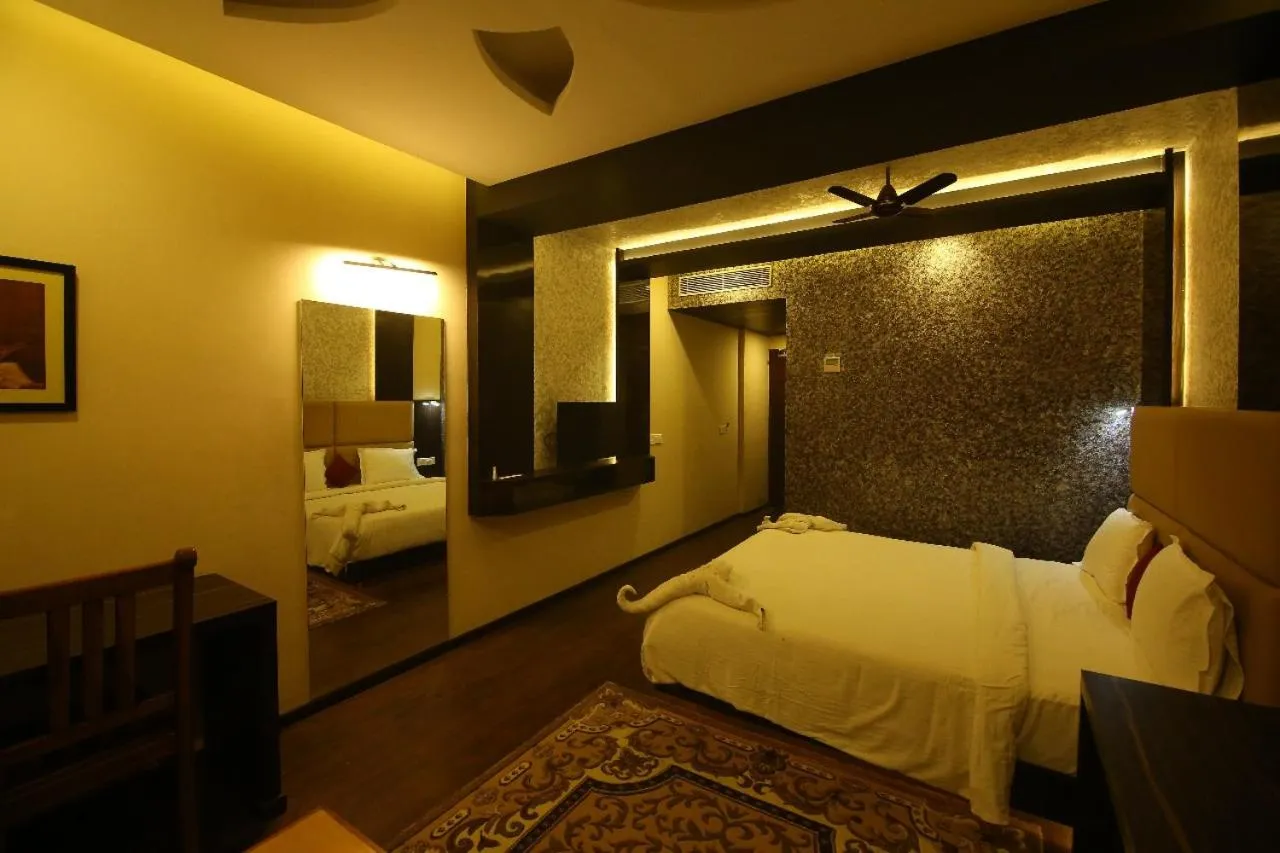 Bed in Hotel Sriram JB Residency