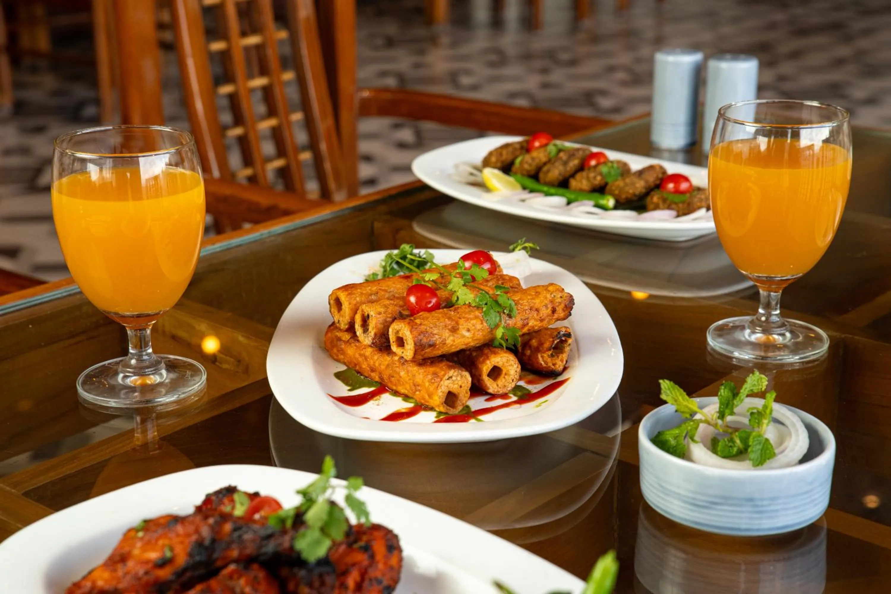 Country Inn Premier Pacific Mall Road Mussoorie