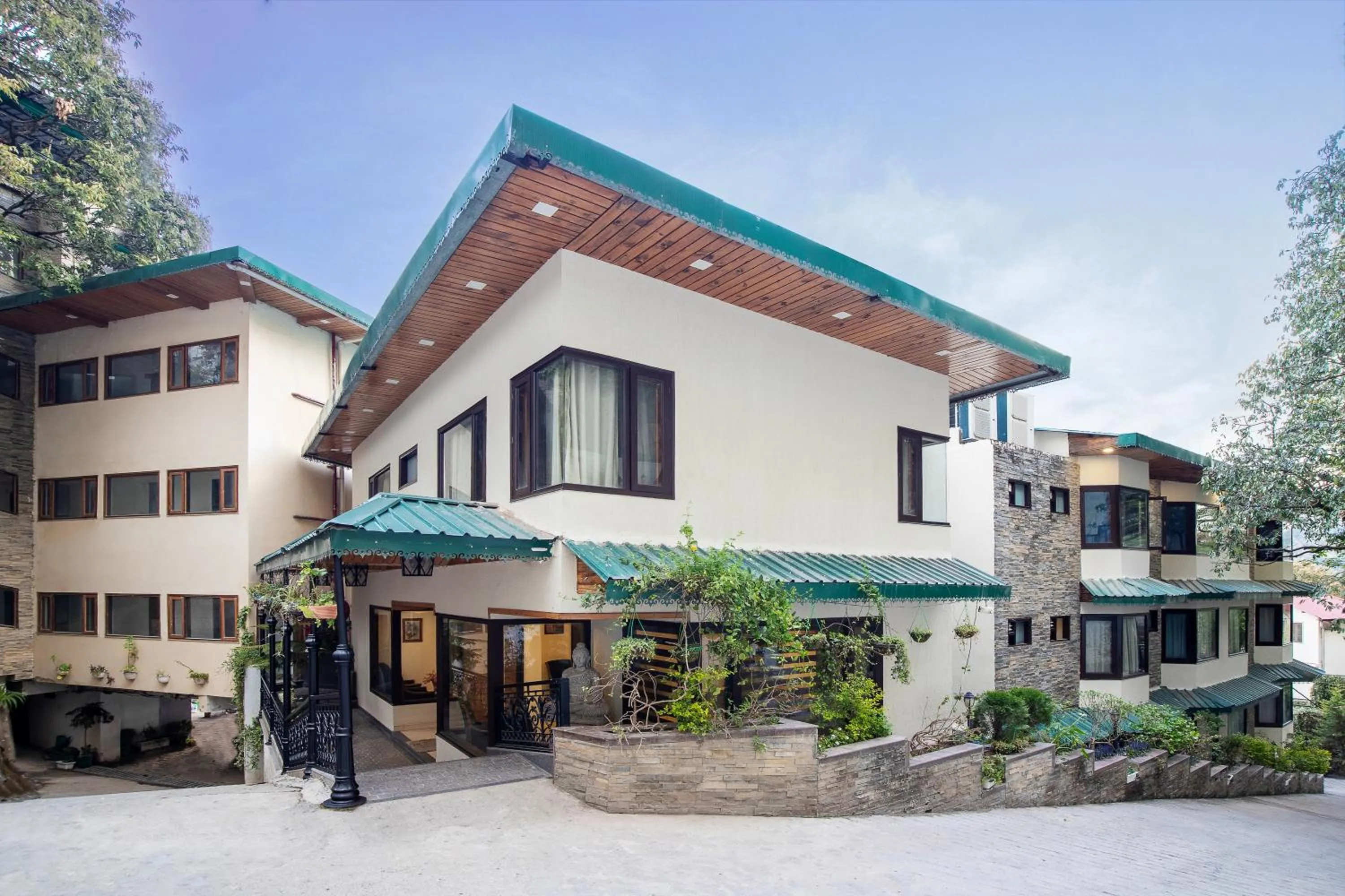 Property building in Country Inn Premier Pacific Mall Road Mussoorie