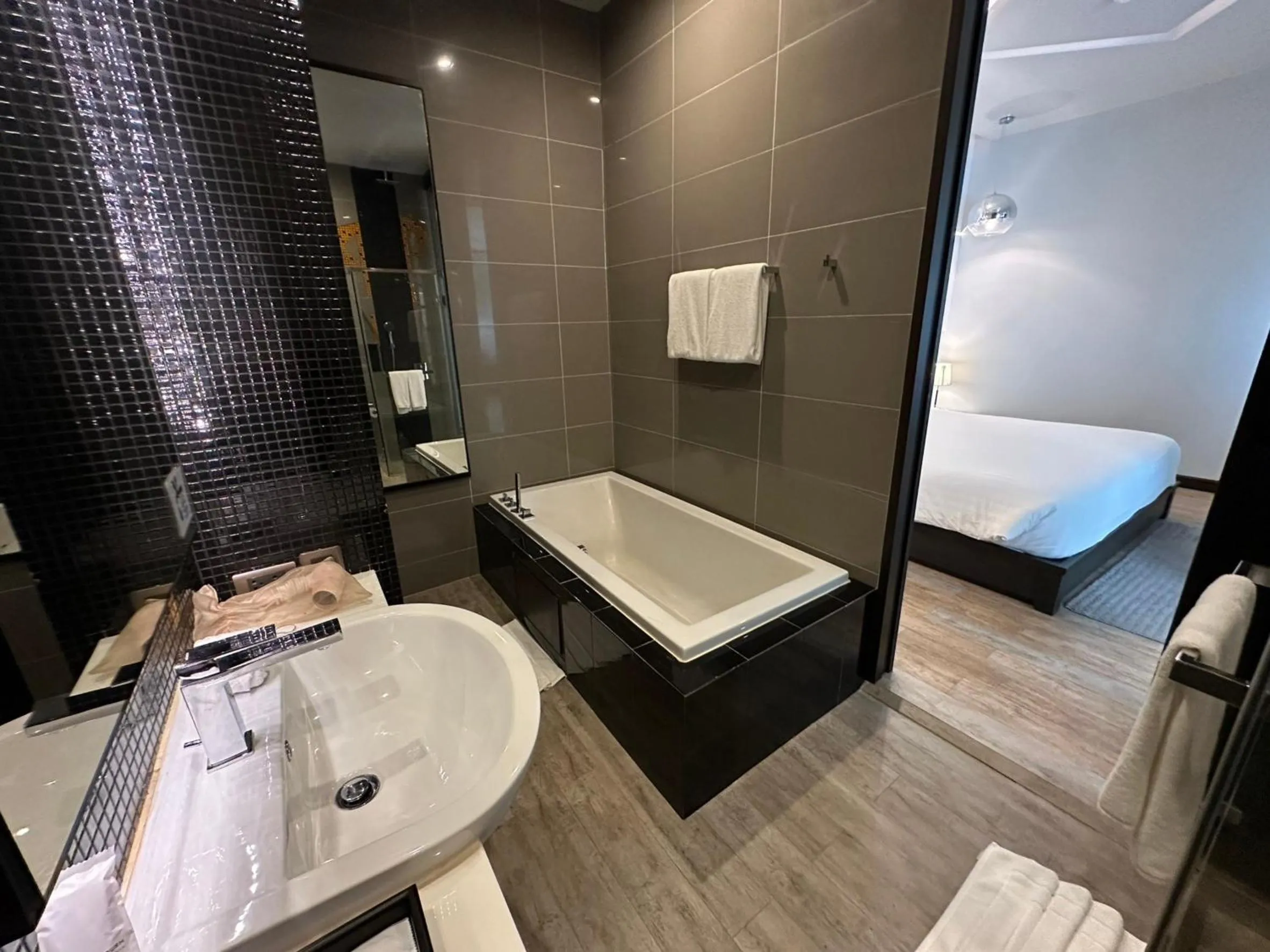 Bathroom in Sorin hotel