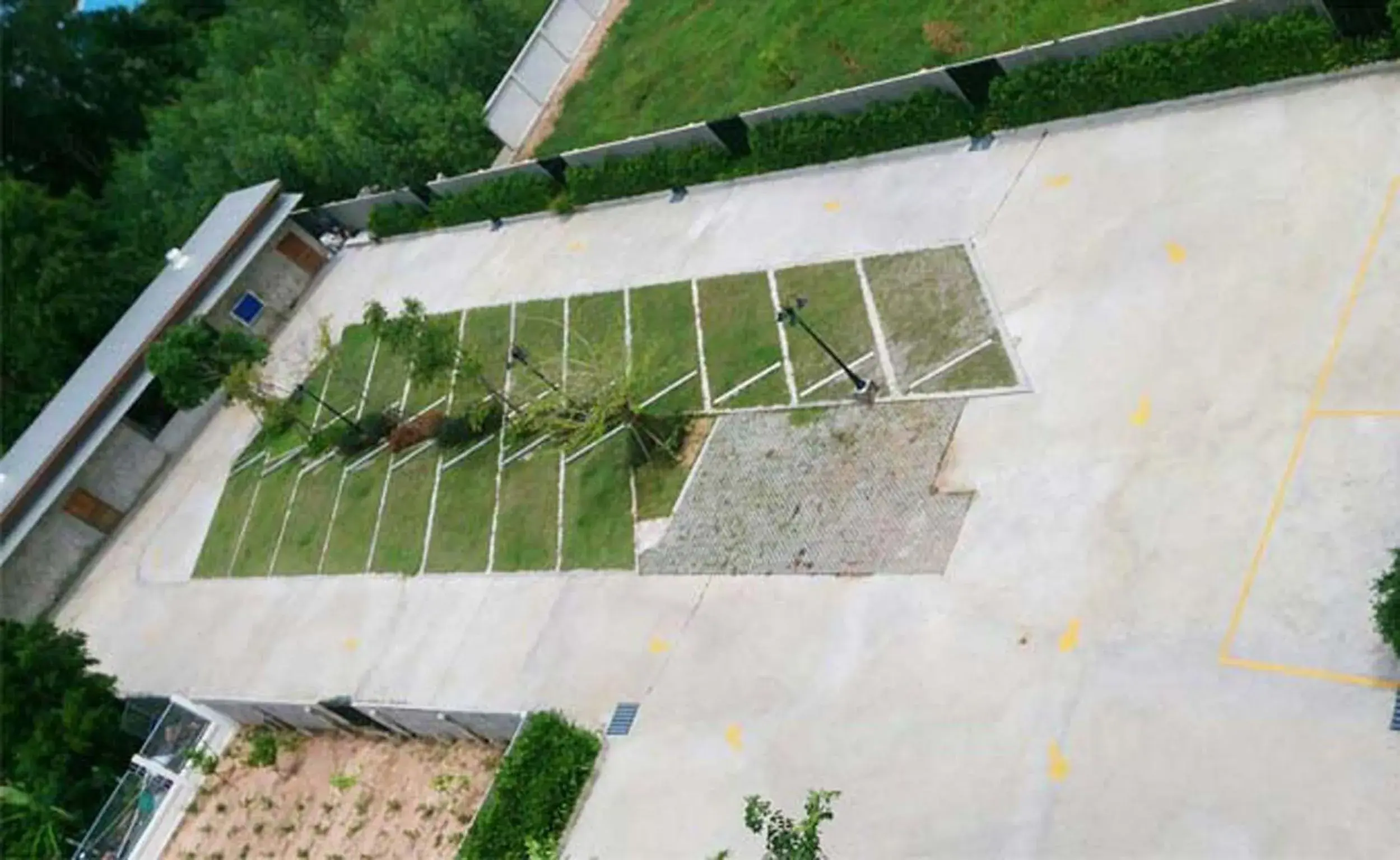 Property building in Sorin hotel Property building in Sorin hotel