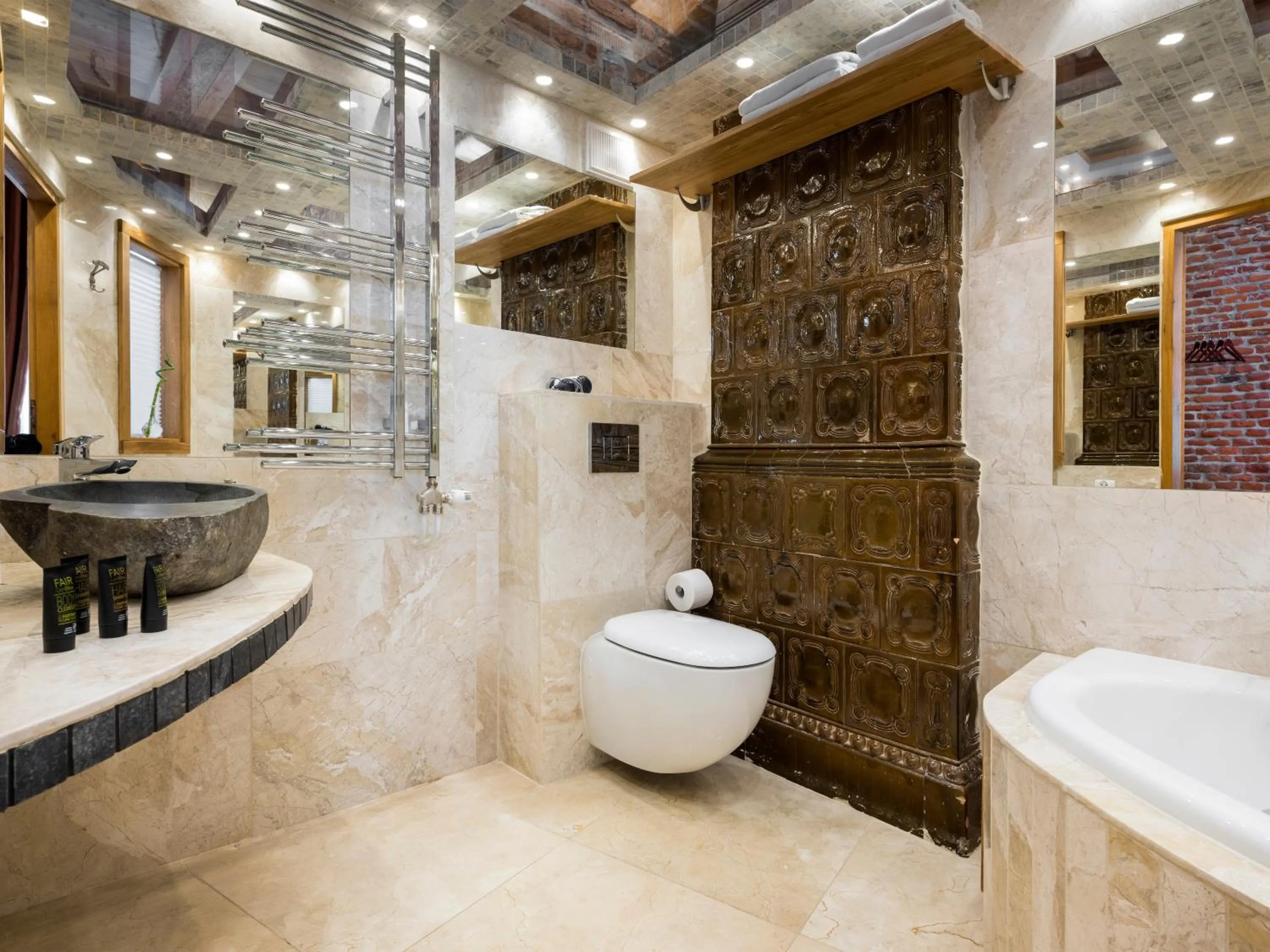 Toilet in Aparthotel Stare Miasto