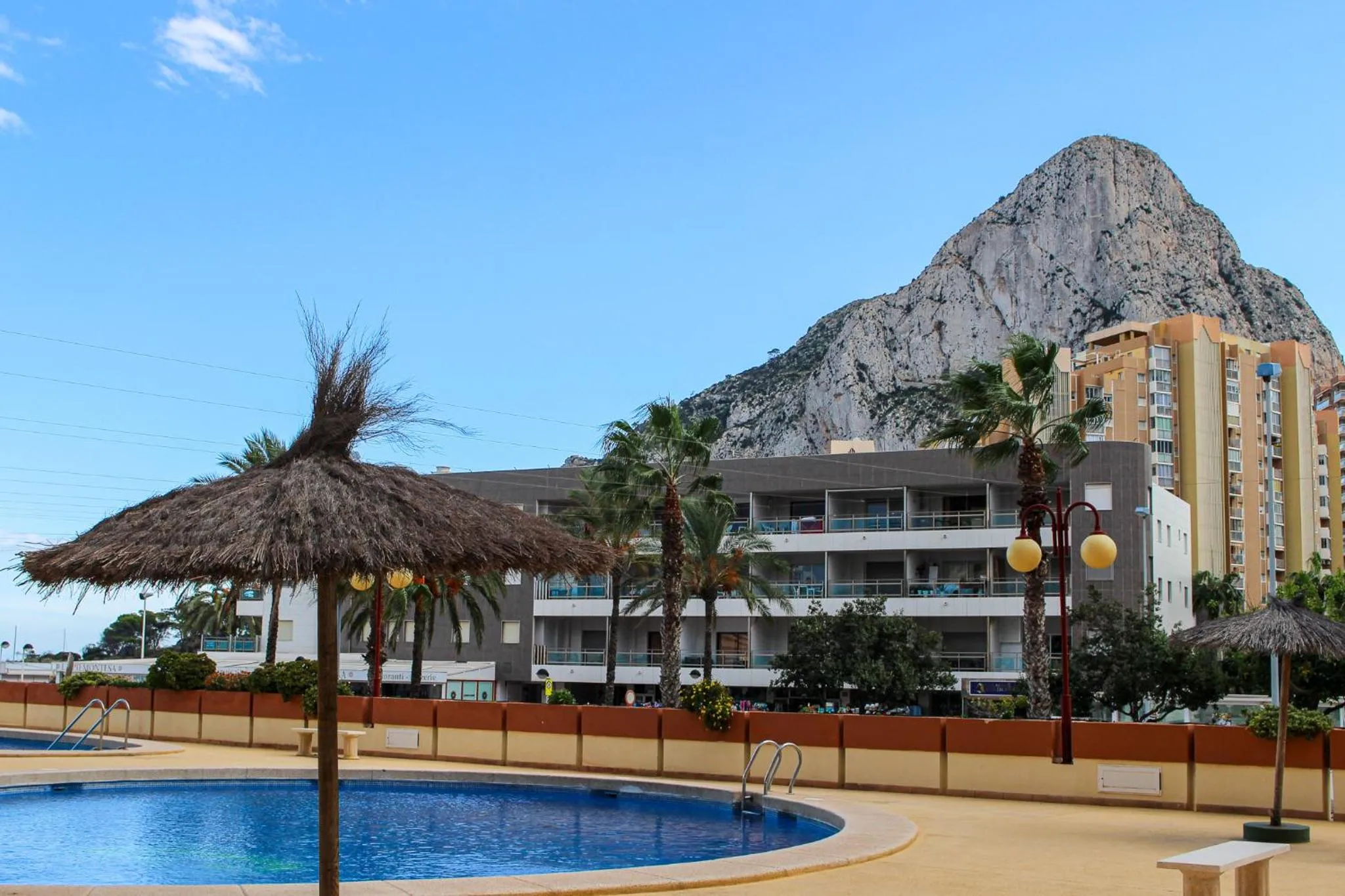 Swimming pool in Apartamentos Zafiro Unitursa