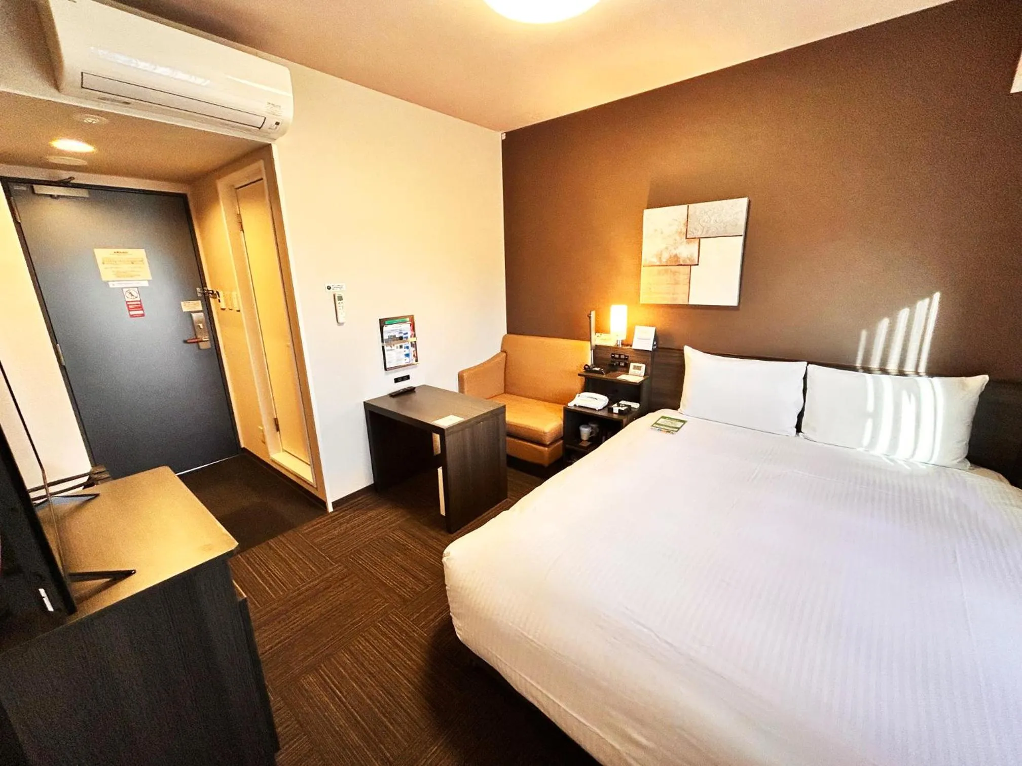 Photo of the whole room, Bed in Hotel Route-Inn Anan