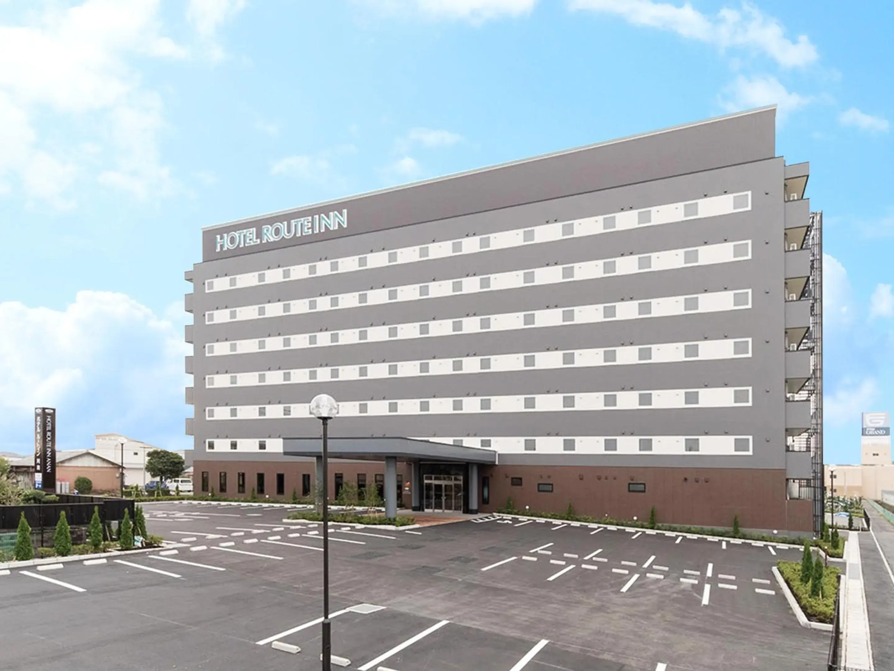 Property building in Hotel Route-Inn Anan Property building in Hotel Route-Inn Anan