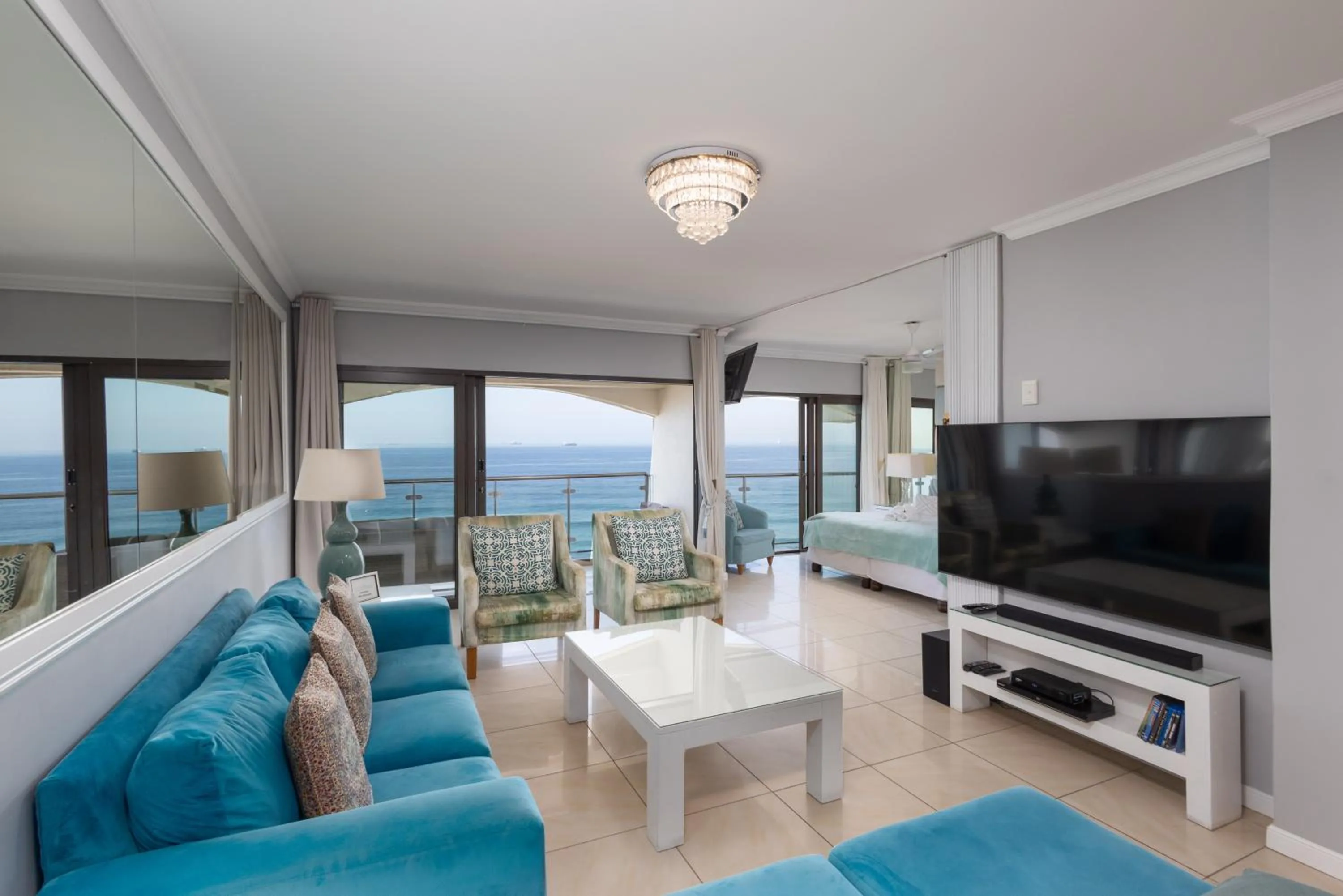 803 Bermudas - by Stay in Umhlanga