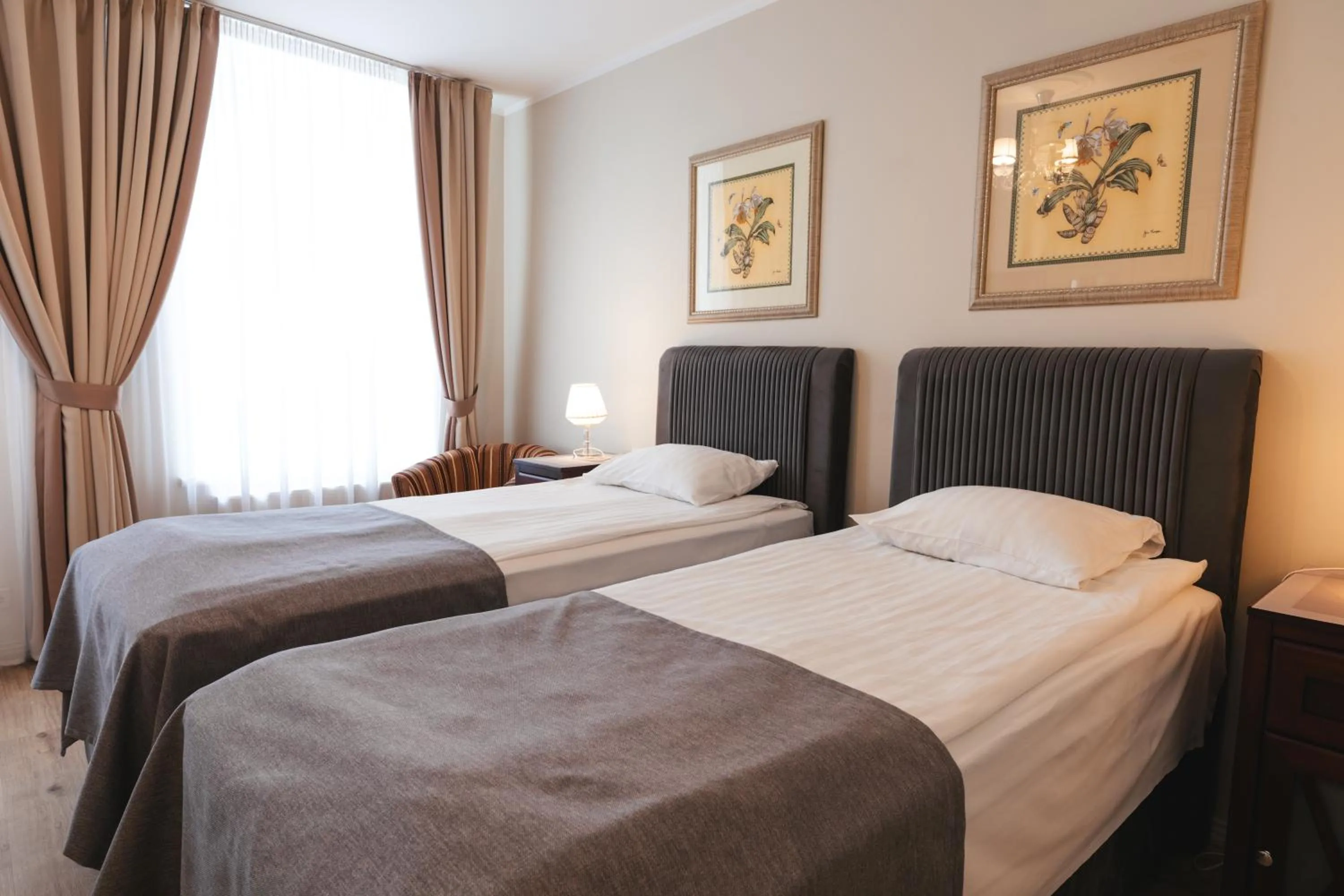 Photo of the whole room, Bed in Forums Boutique Hotel