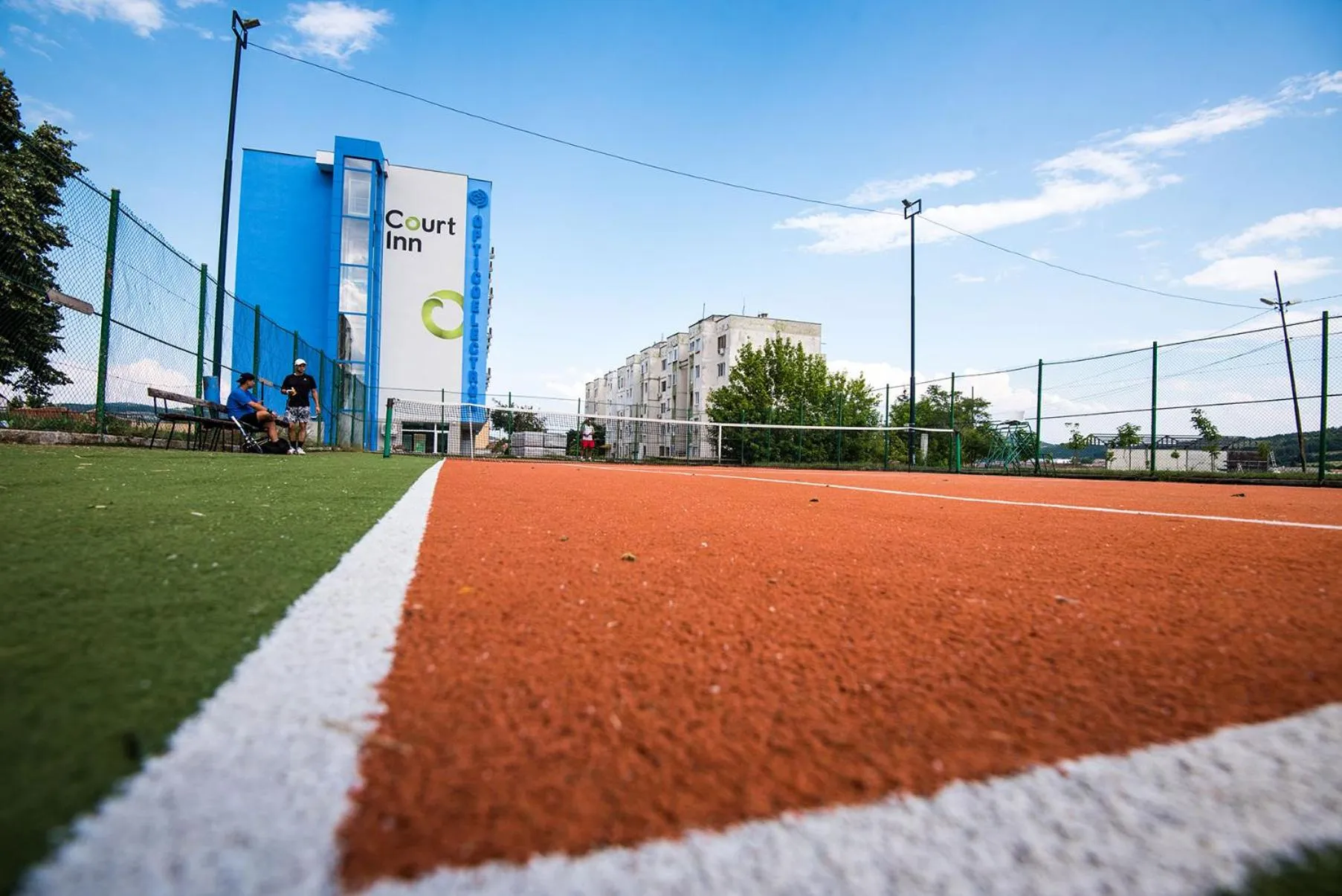 Tennis court in Court Inn