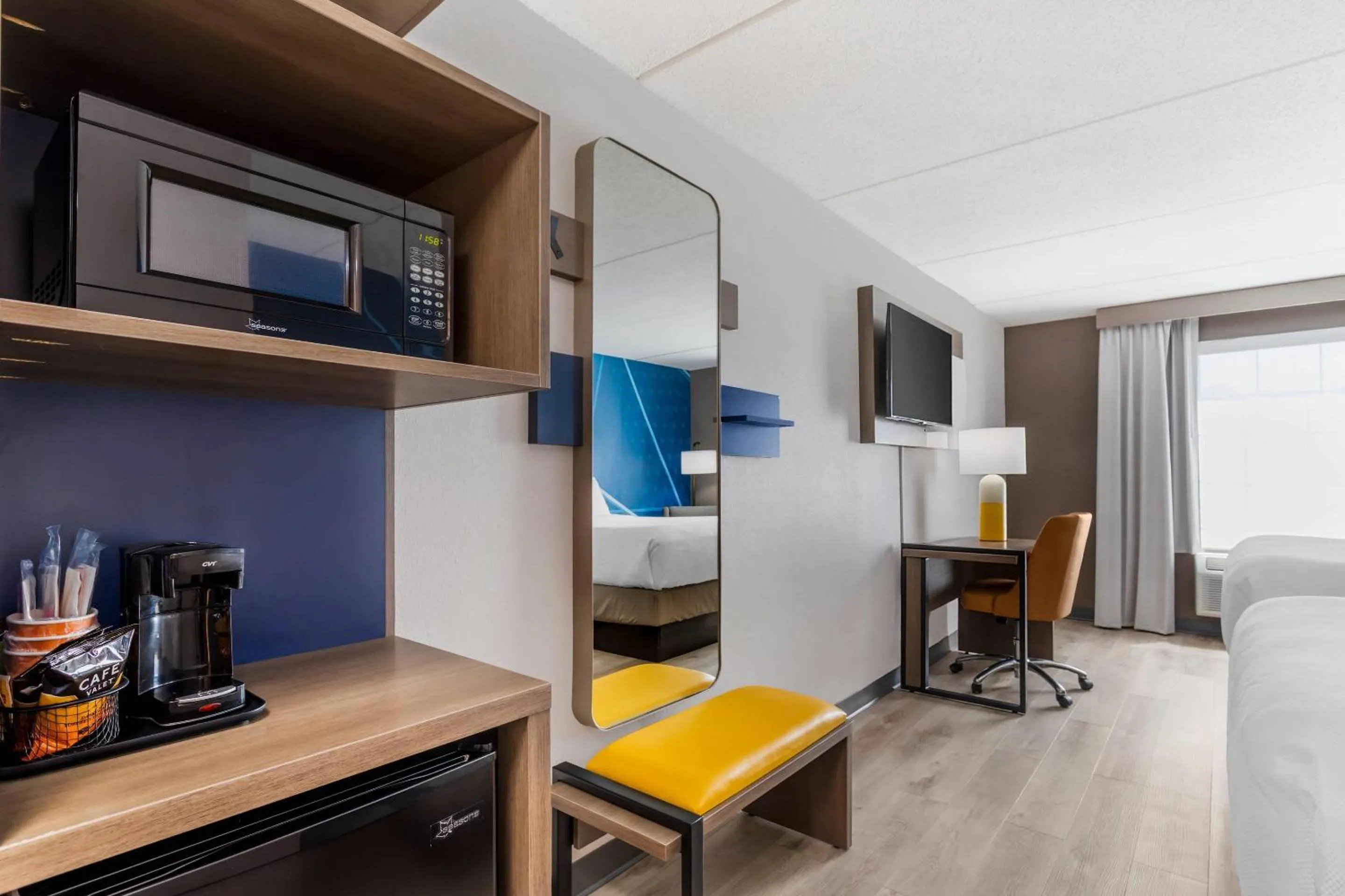 Bedroom, Bed in Comfort Inn Oak Ridge - Knoxville