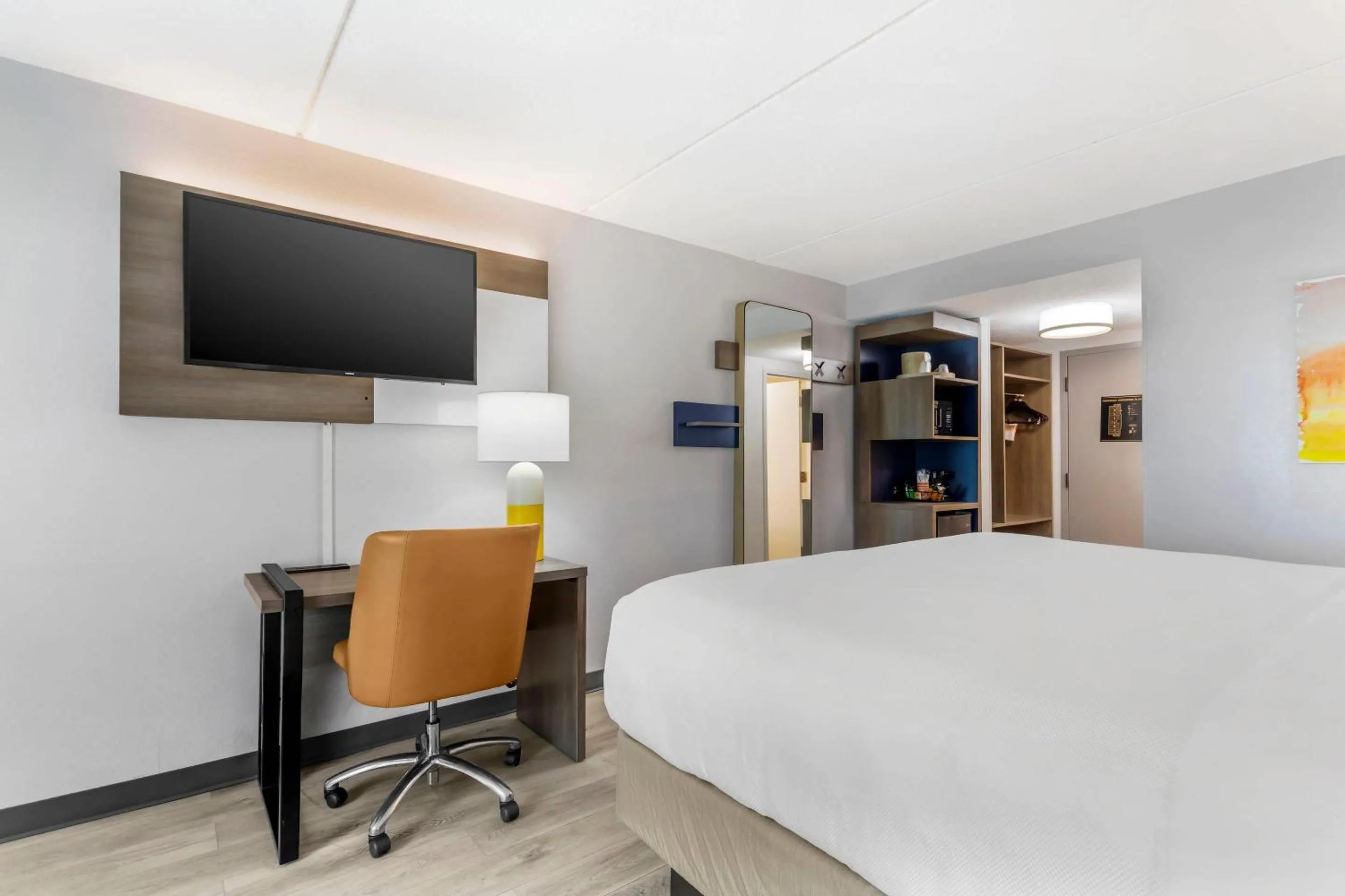 Bedroom, Bed in Comfort Inn Oak Ridge - Knoxville