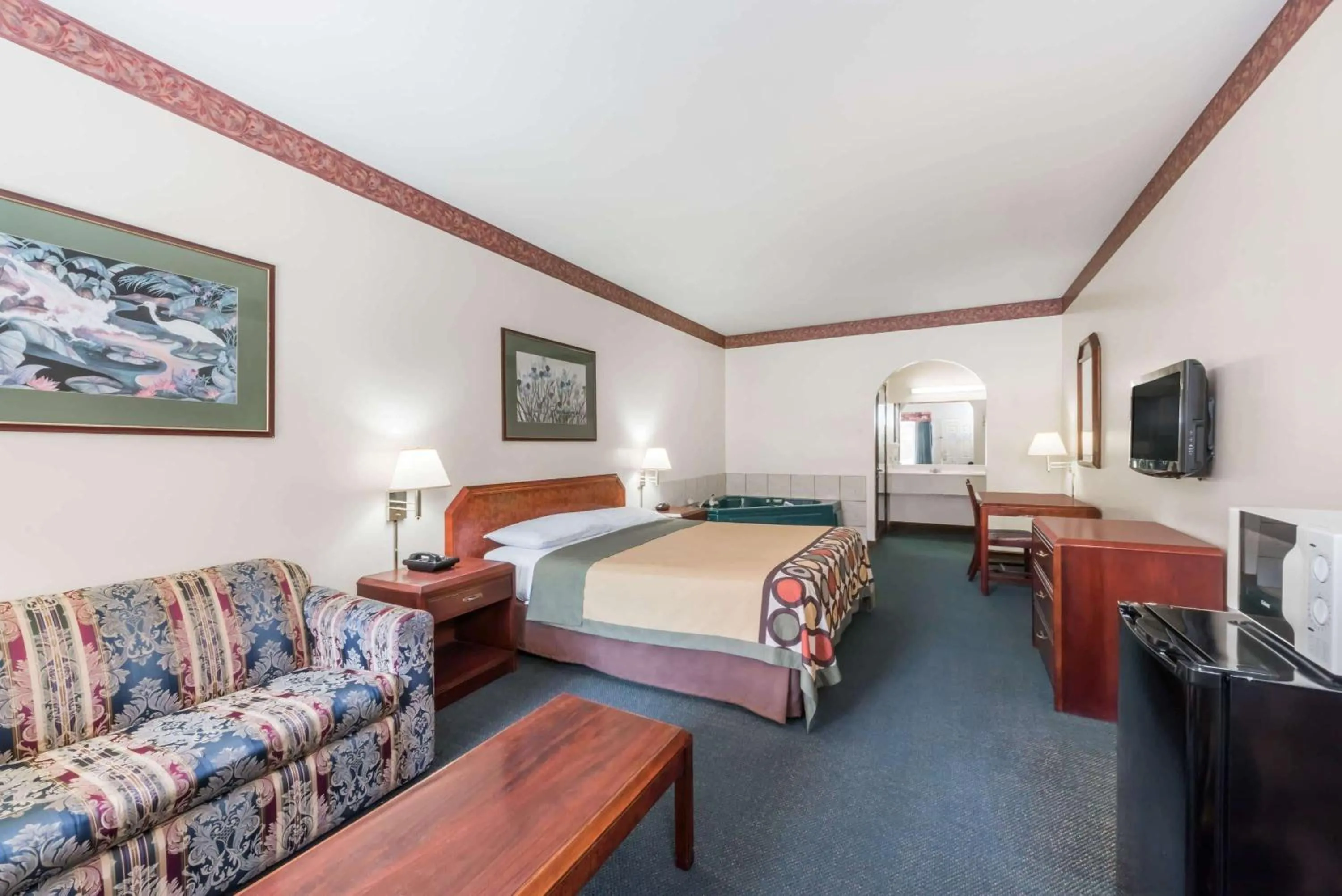 Bedroom, Bed in Super 8 by Wyndham Weslaco