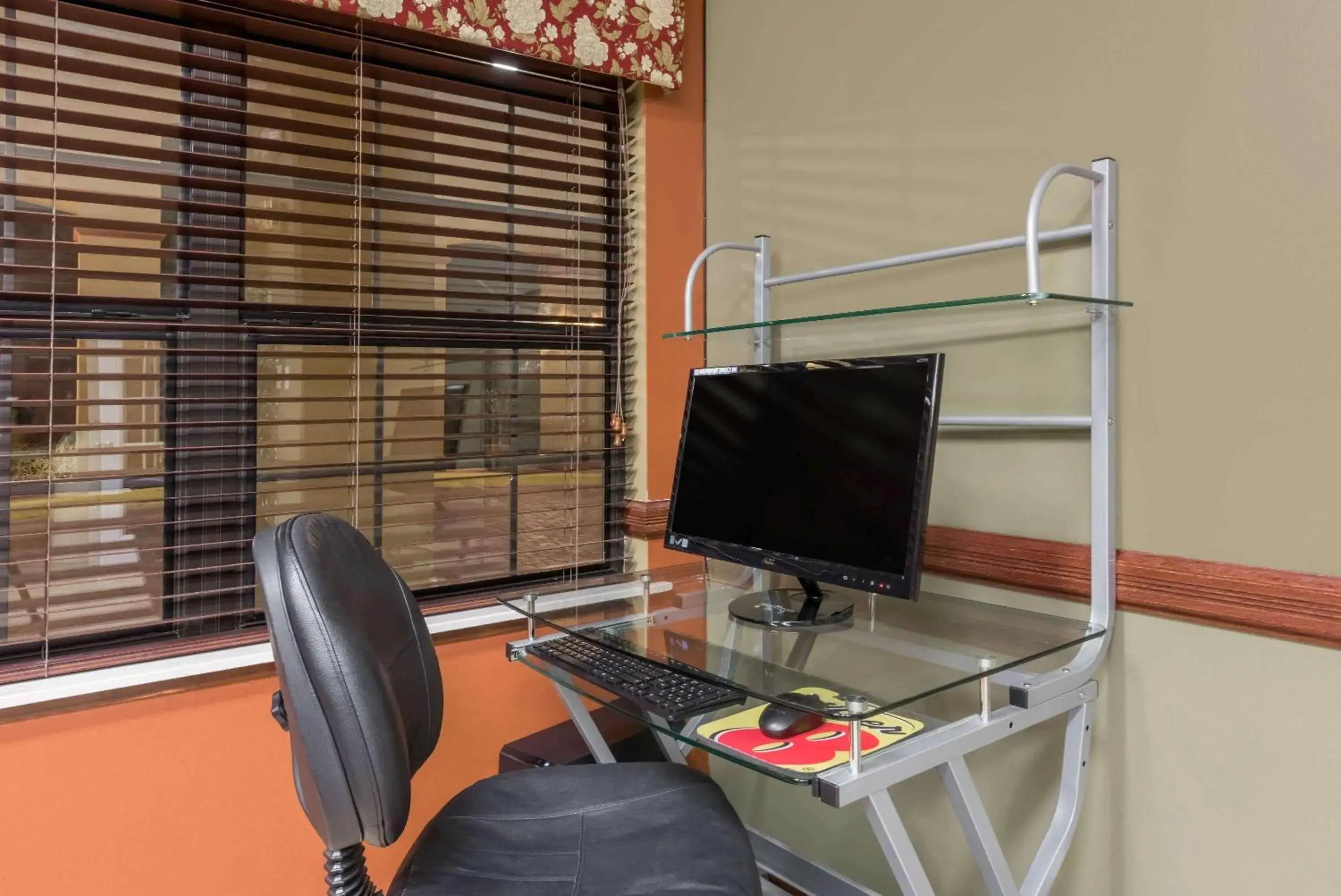 On site in Super 8 by Wyndham Weslaco On site in Super 8 by Wyndham Weslaco