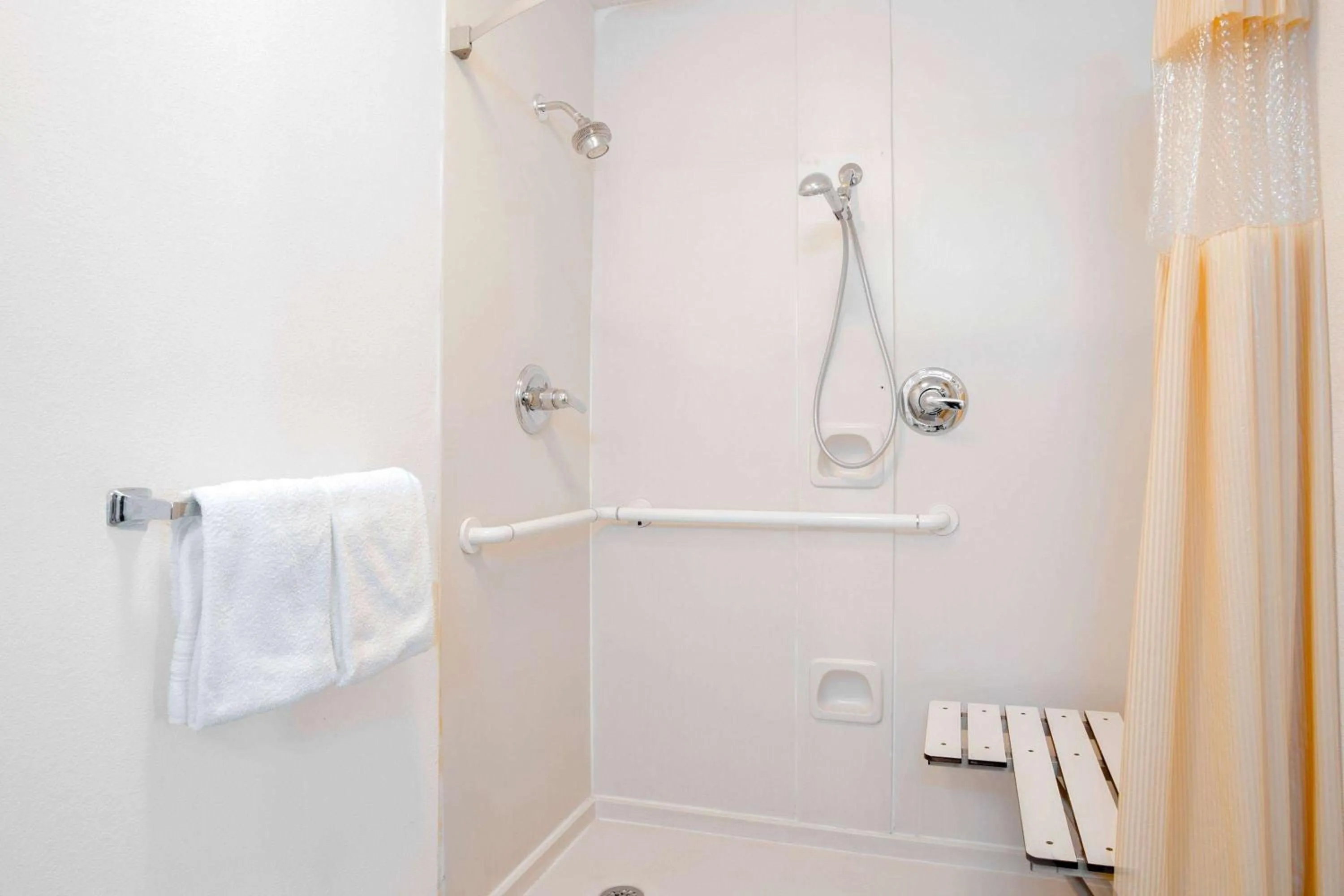 Shower in Days Inn by Wyndham Greenville