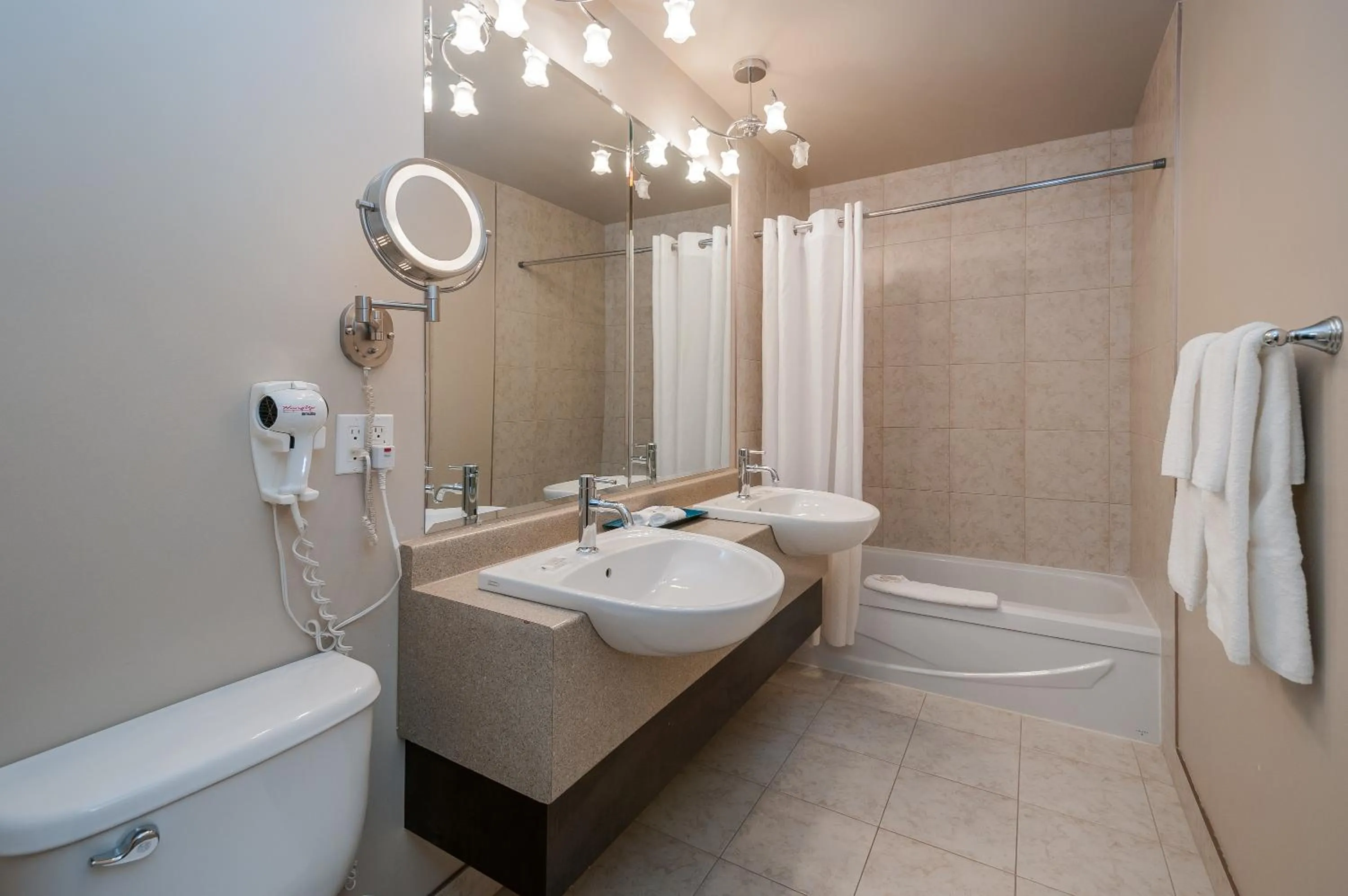 Hotel & Suites Monte-Cristo