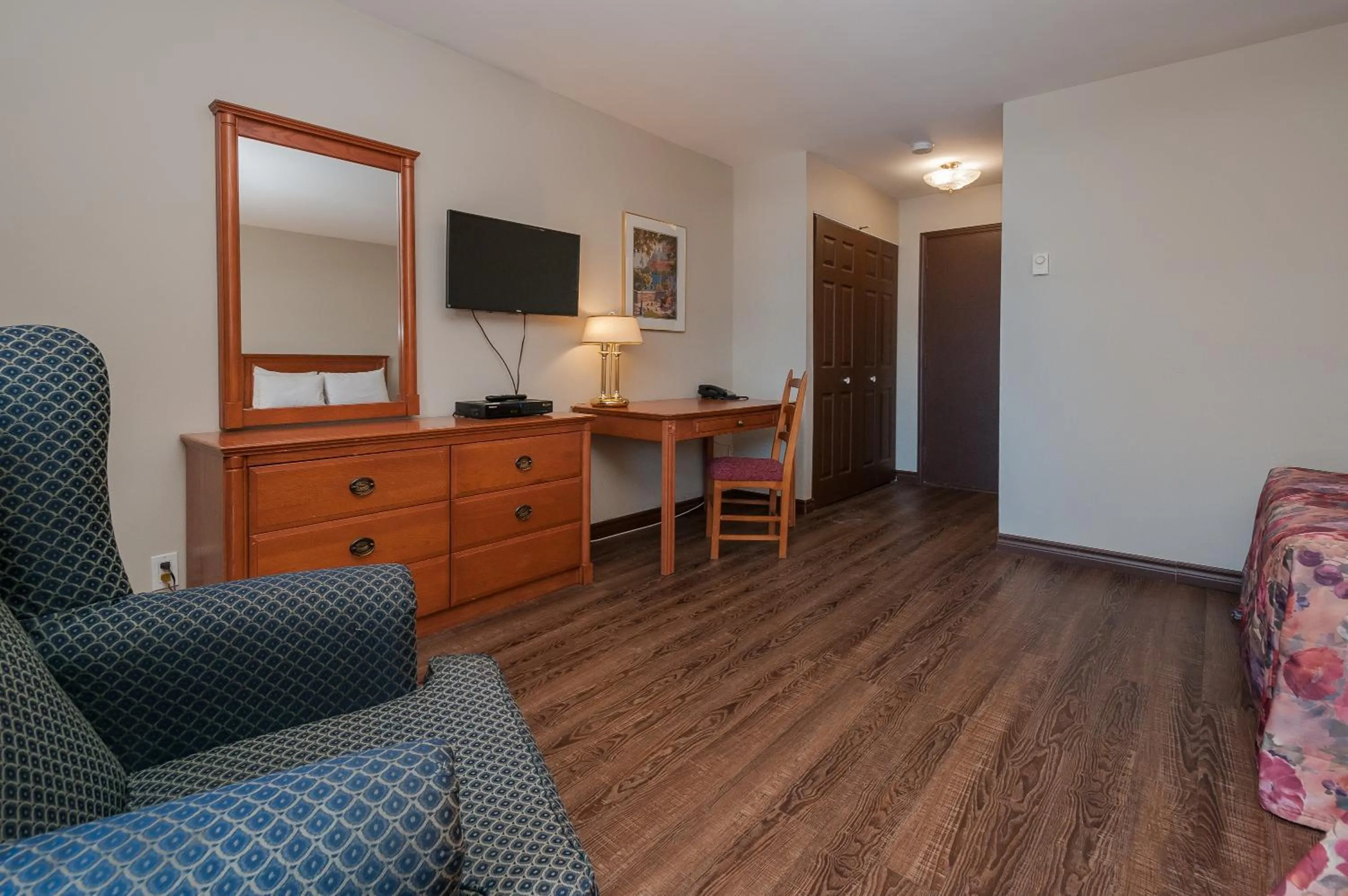 Hotel & Suites Monte-Cristo