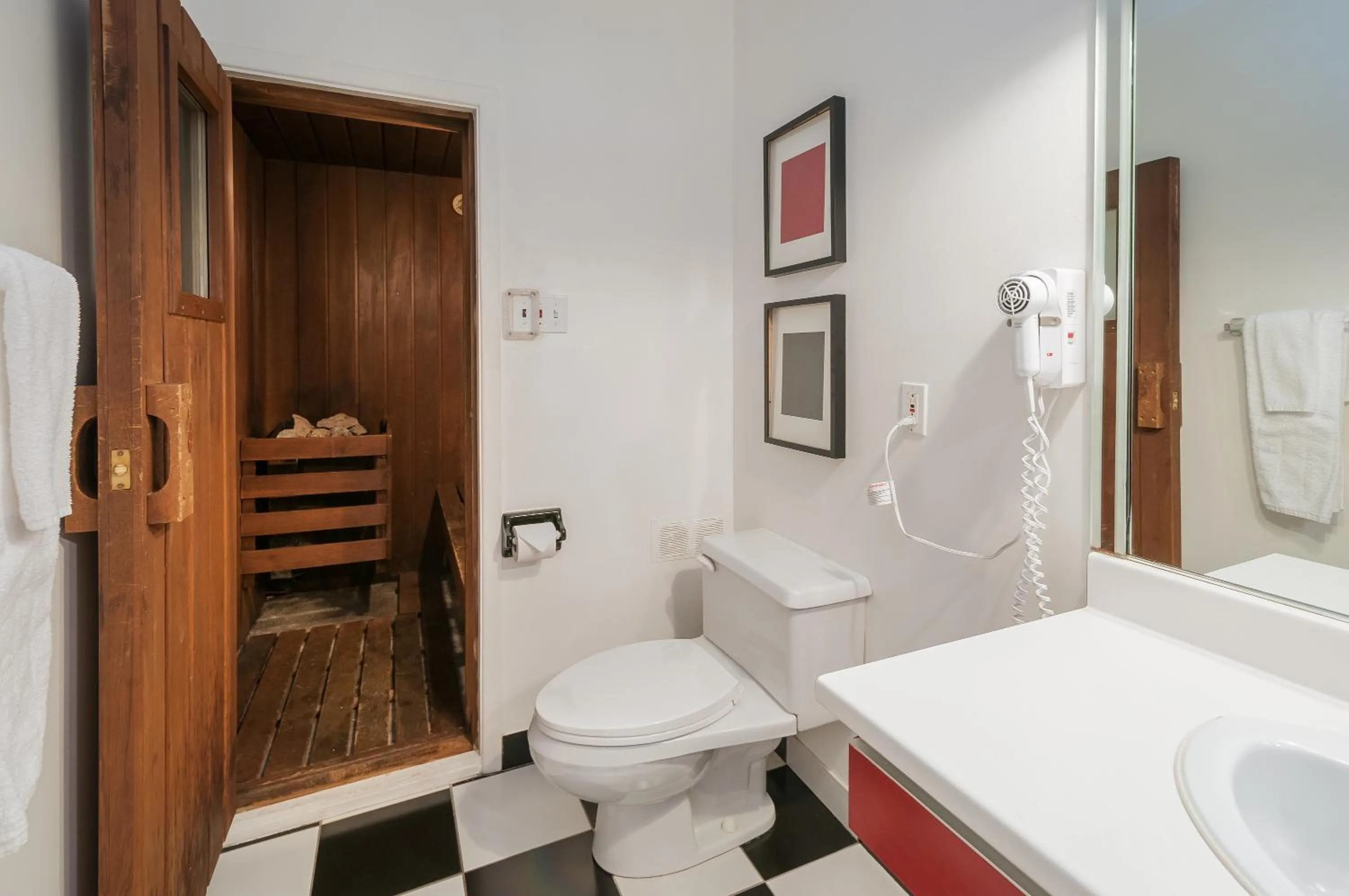 Hotel & Suites Monte-Cristo