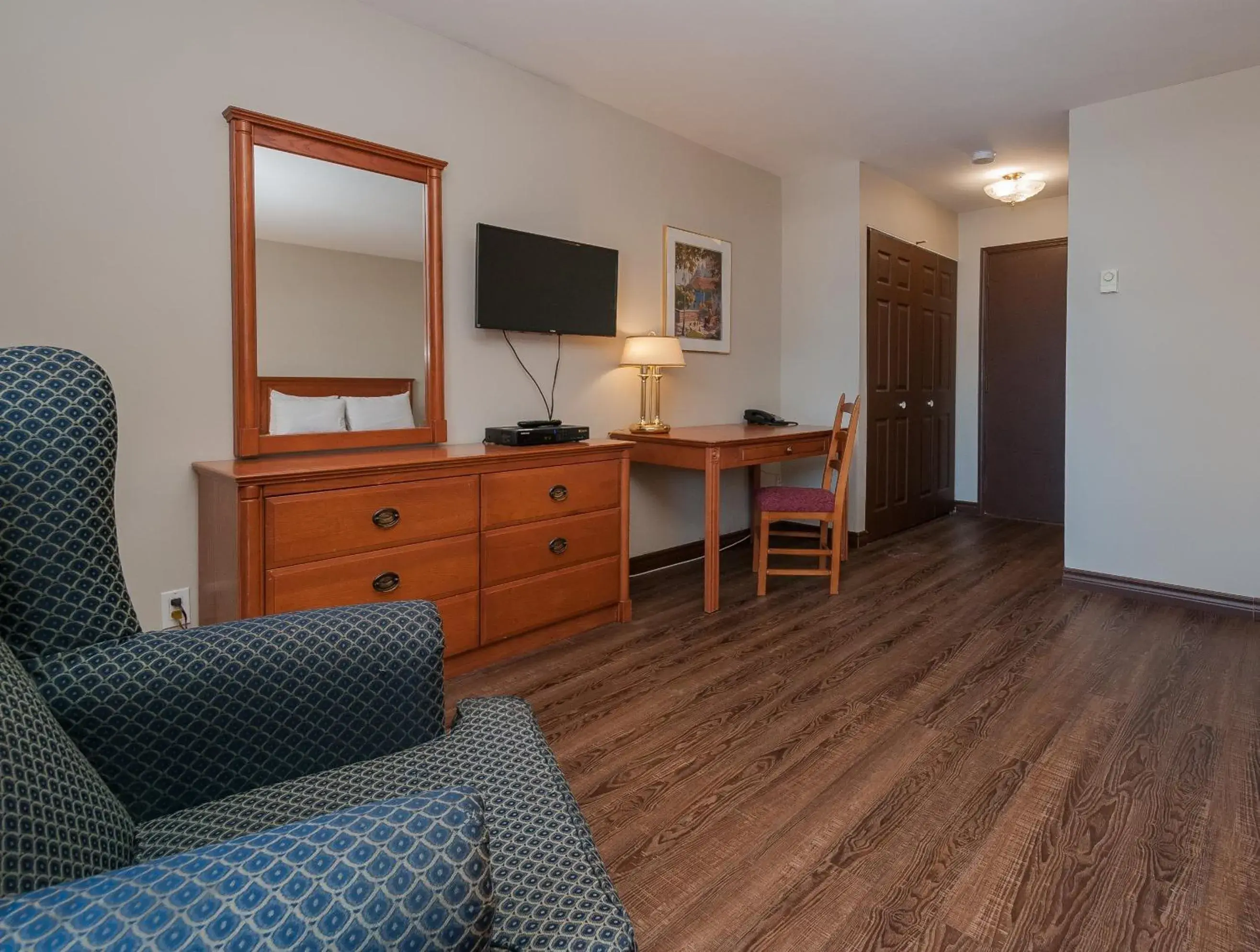 Hotel & Suites Monte-Cristo Hotel & Suites Monte-Cristo