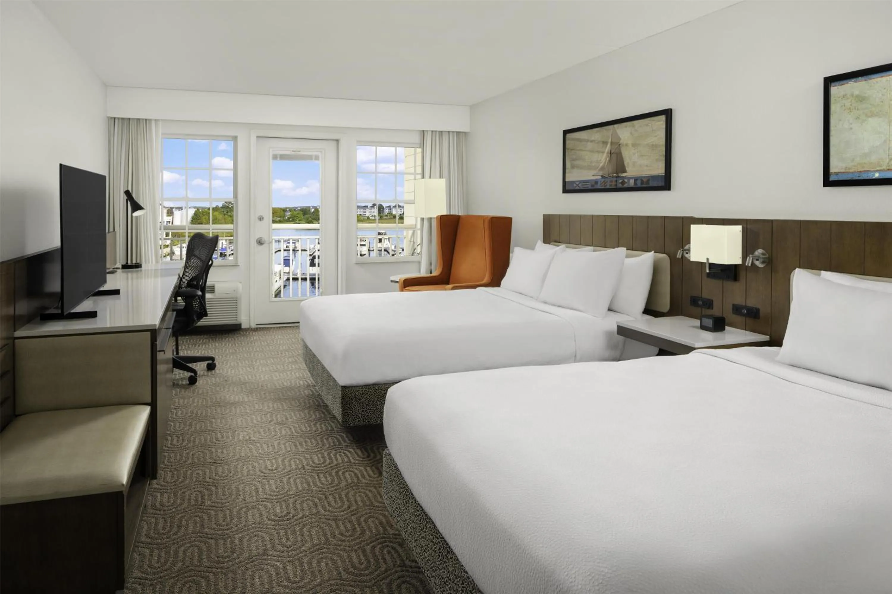 Bed in Hilton Garden Inn Kent Island Marina