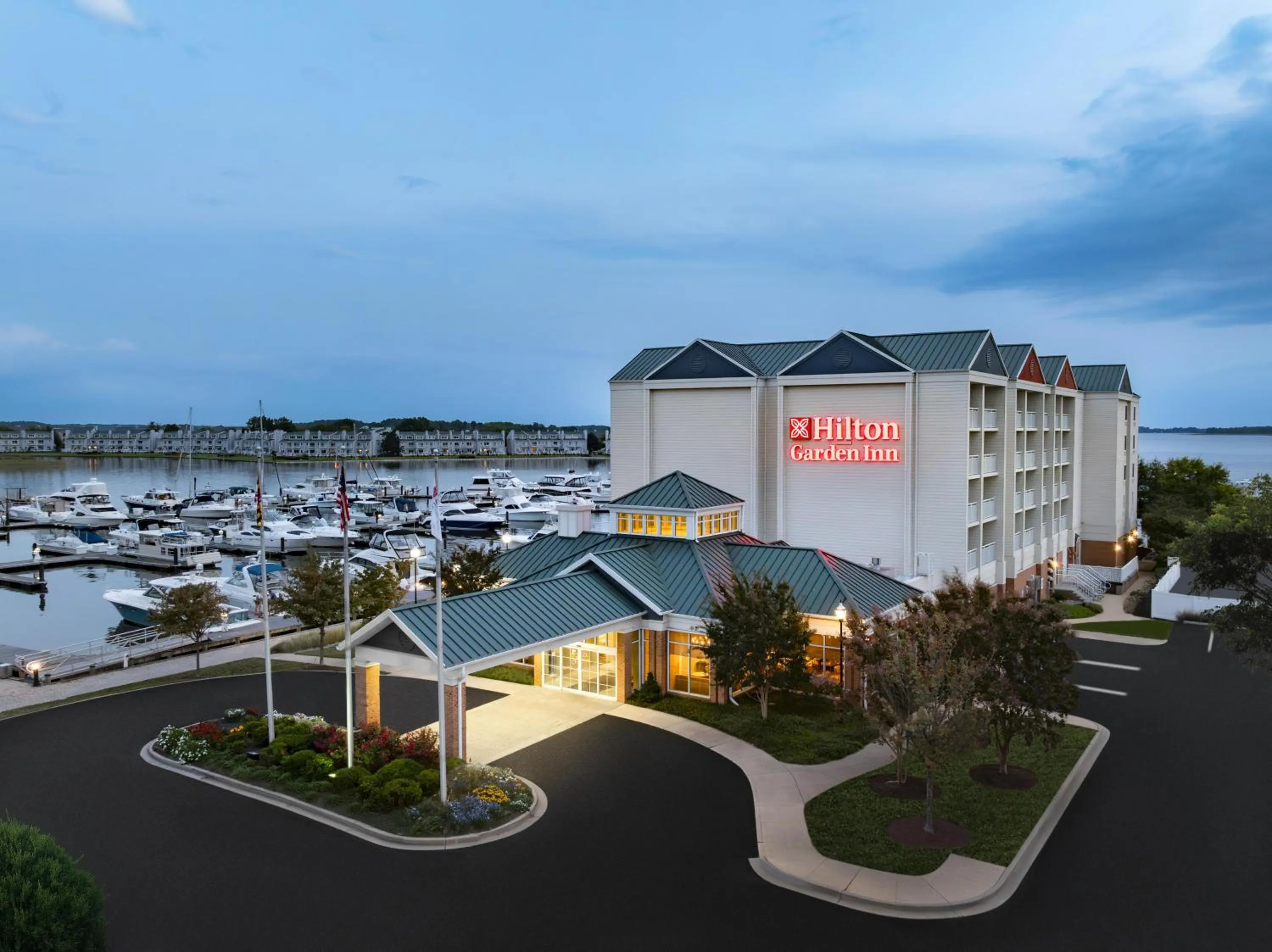 Property building in Hilton Garden Inn Kent Island Marina