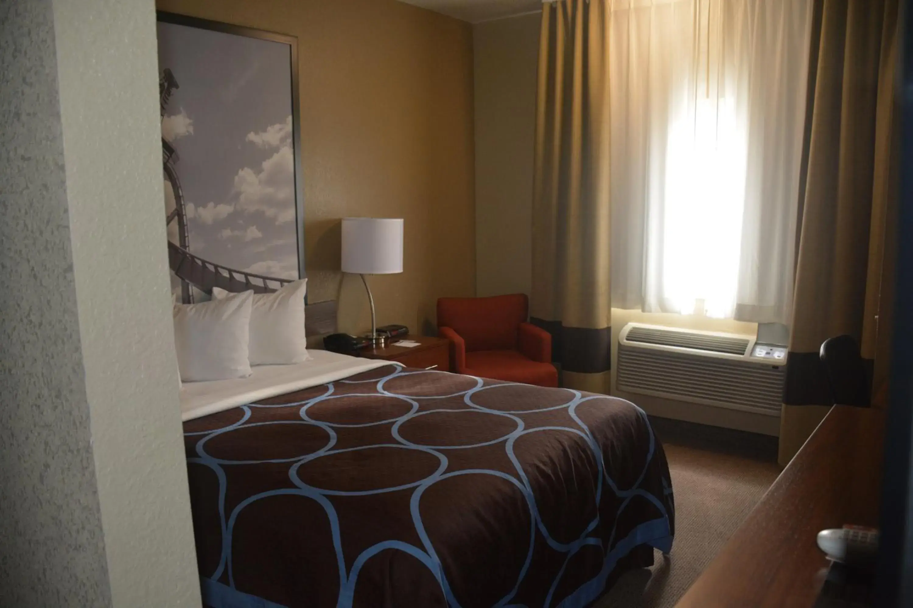 Bedroom, Bed in Super 8 by Wyndham Altoona Bedroom, Bed in Super 8 by Wyndham Altoona