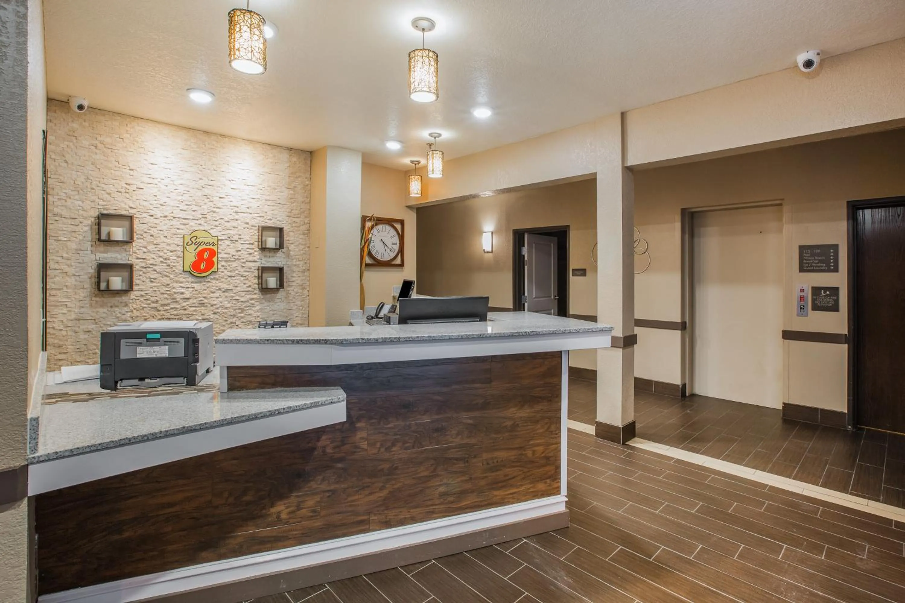 Lobby or reception in Super 8 by Wyndham Altoona