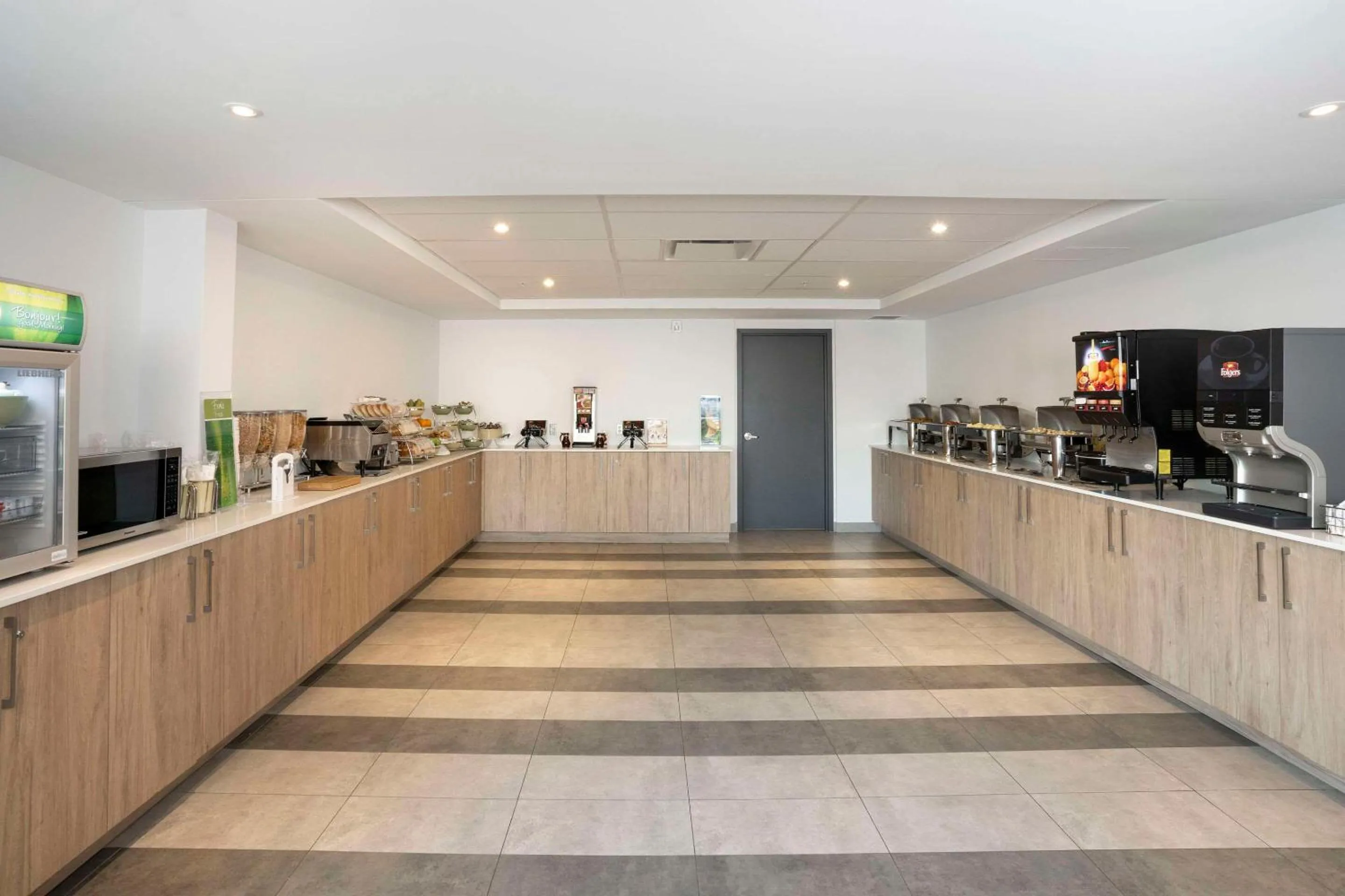 Breakfast in Quality Inn