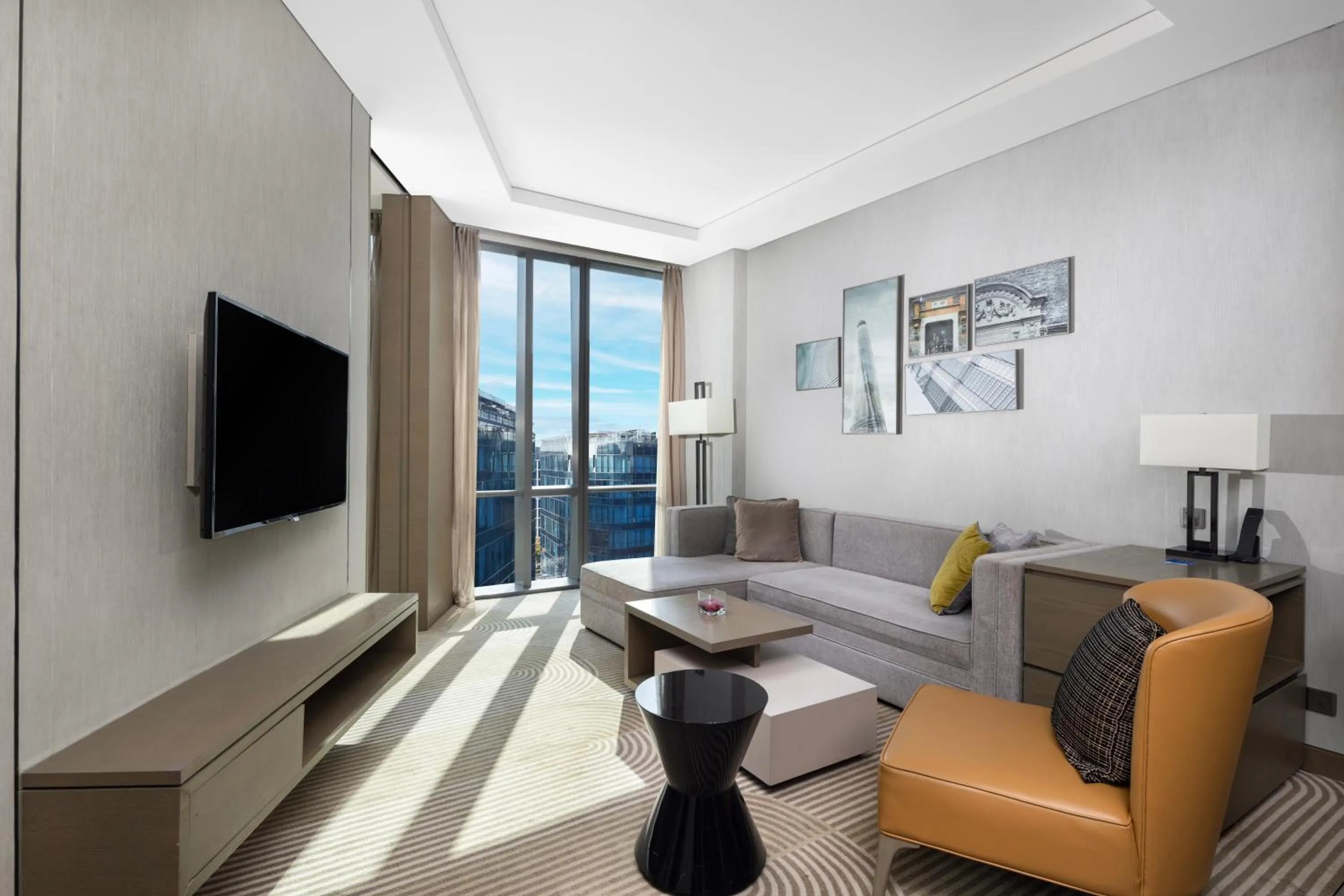 Communal lounge/ TV room in Hyatt House Shanghai Hongqiao CBD