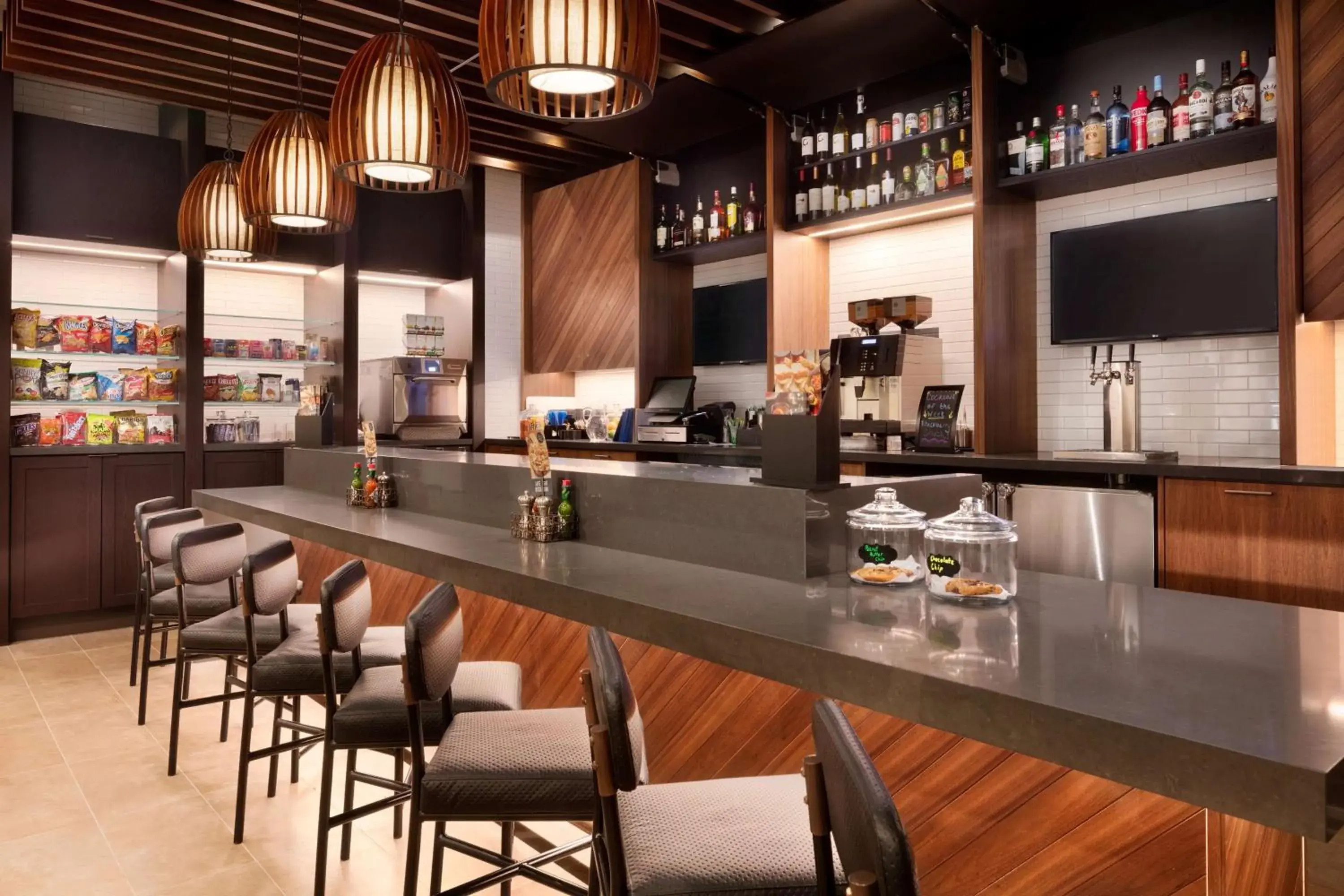 Lounge or bar in Hyatt Place Oklahoma City Bricktown Lounge or bar in Hyatt Place Oklahoma City Bricktown