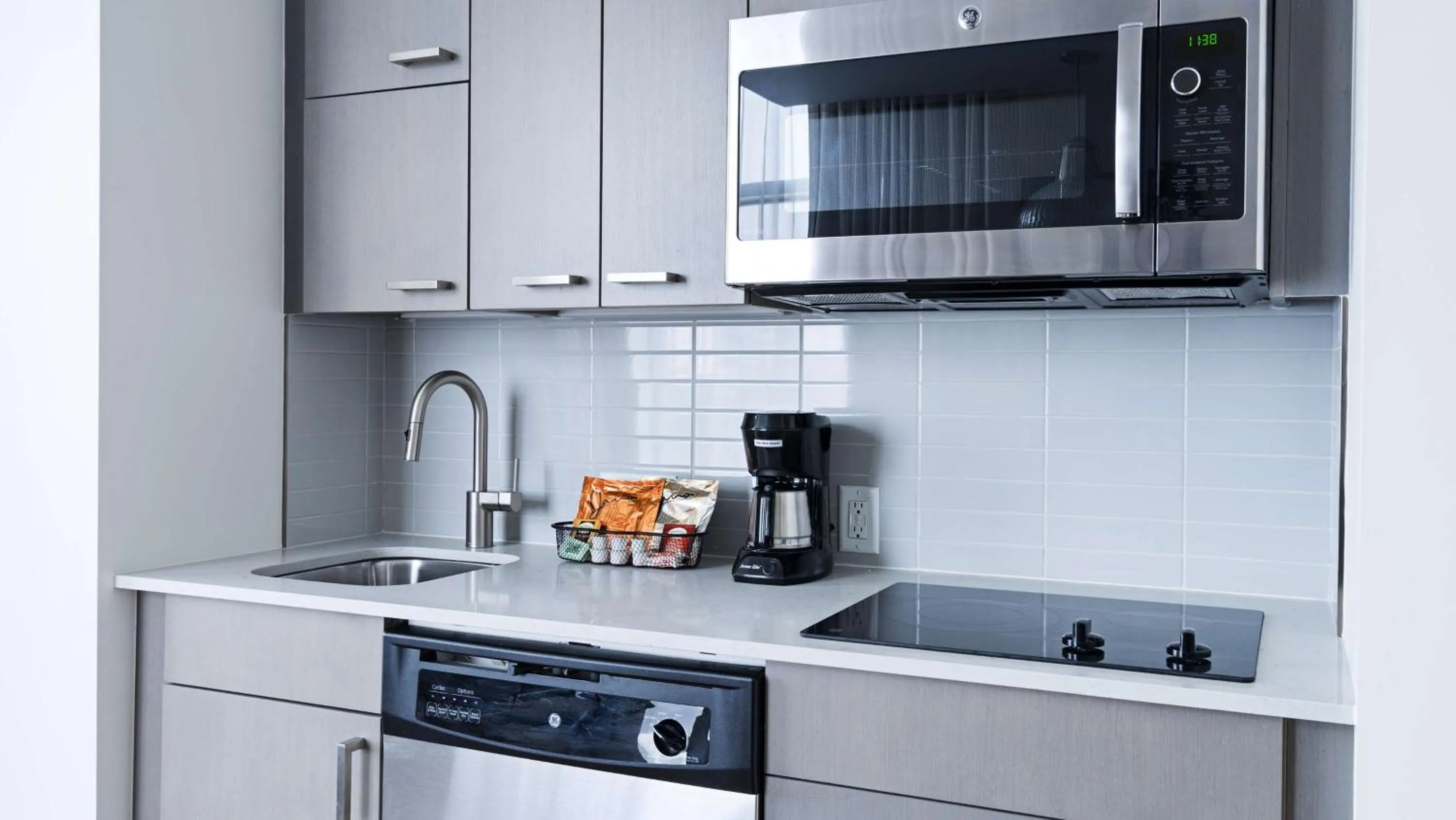 Photo of the whole room in Hyatt House Washington DC/The Wharf