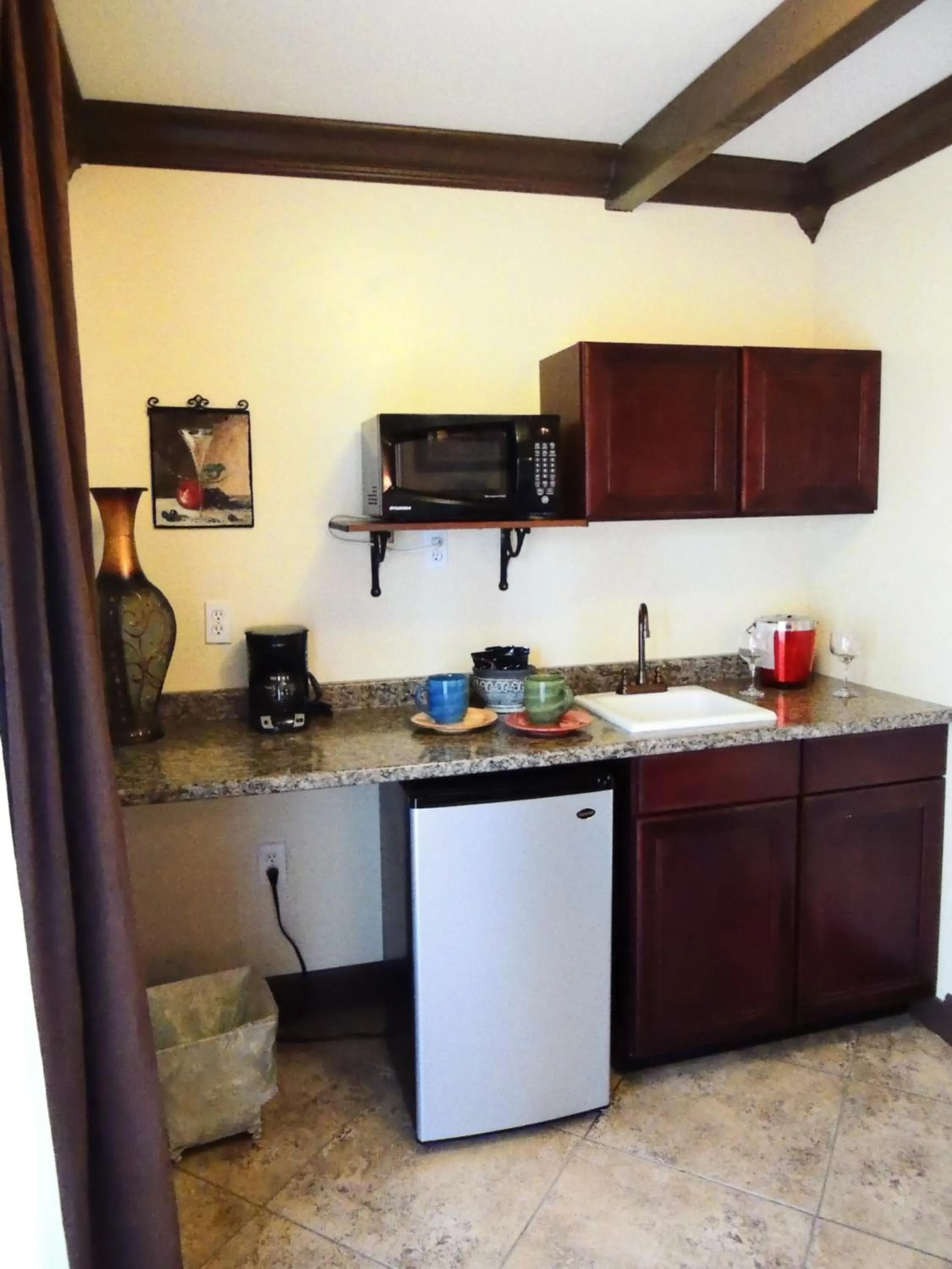 Kitchen or kitchenette in Tuscan Springs Hotel & Spa