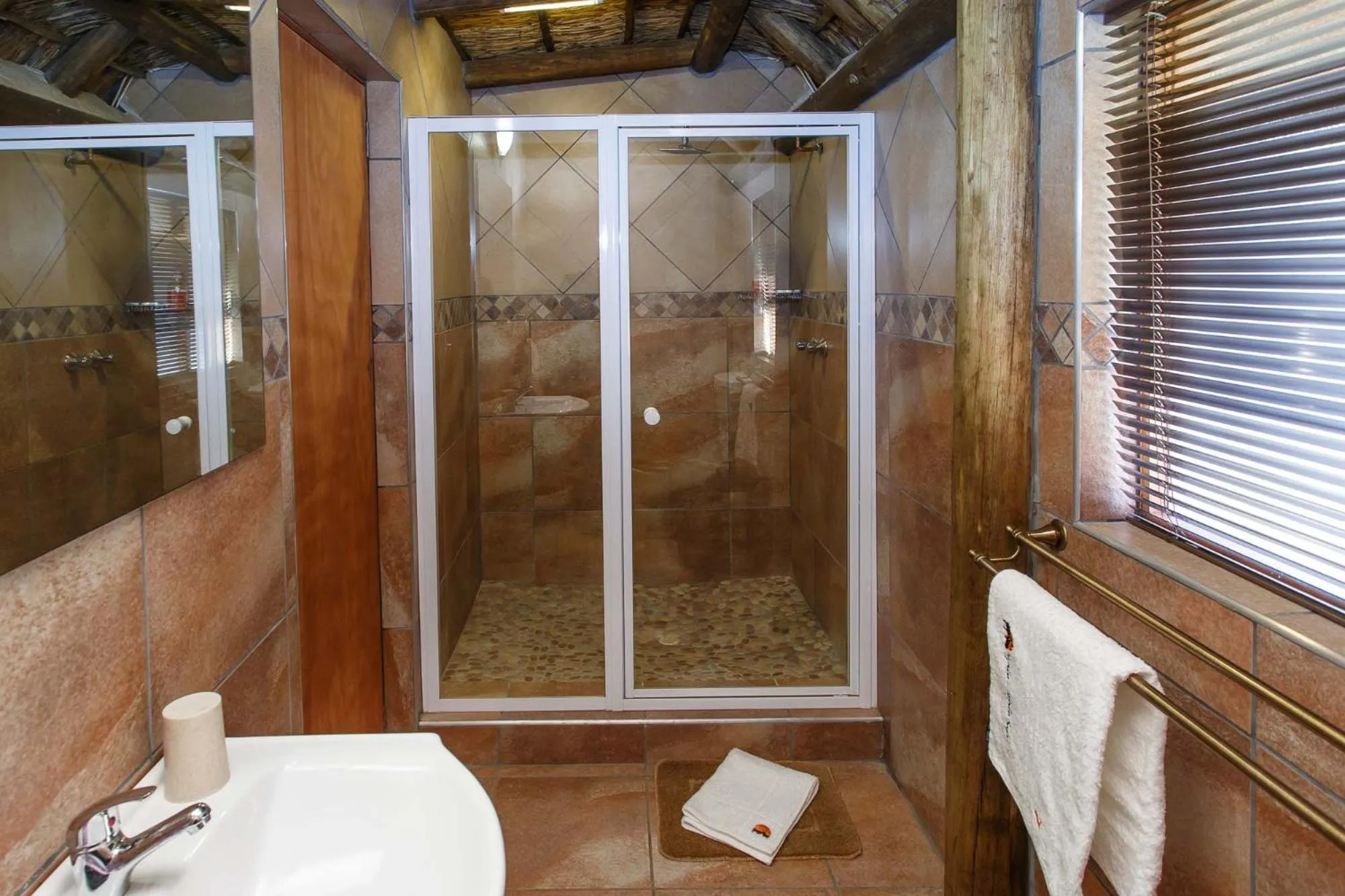 Bathroom in A-1 Njalo-NjaloSafari´s